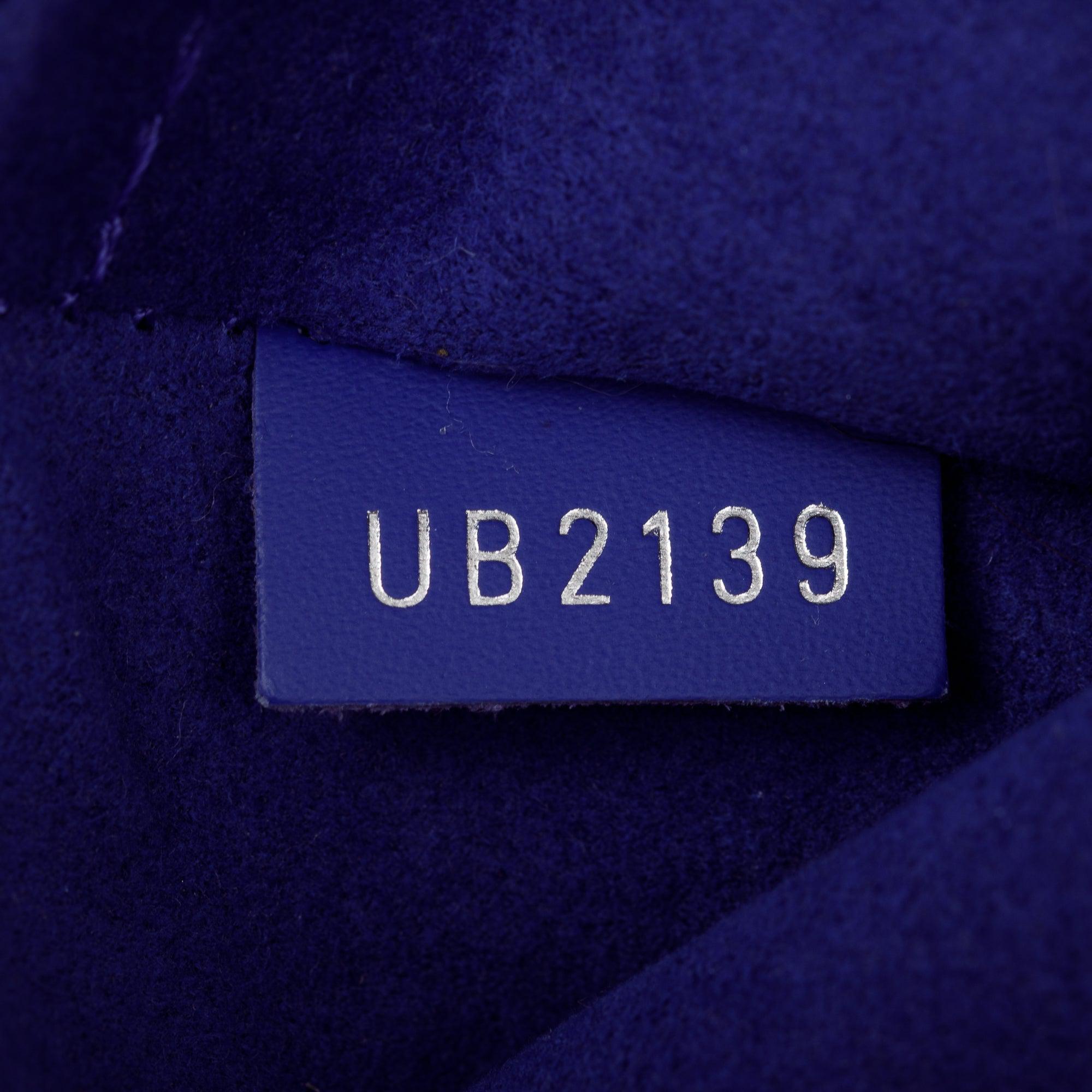 Louis Vuitton Black Epi Leather Neverfull MM w/ Box & Pouch