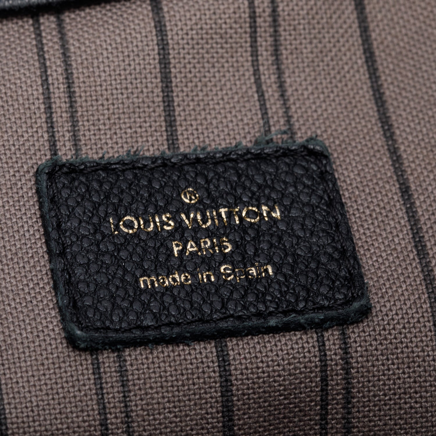 Louis Vuitton Black Monogram Empreinte Artsy MM w/ Box & Receipt