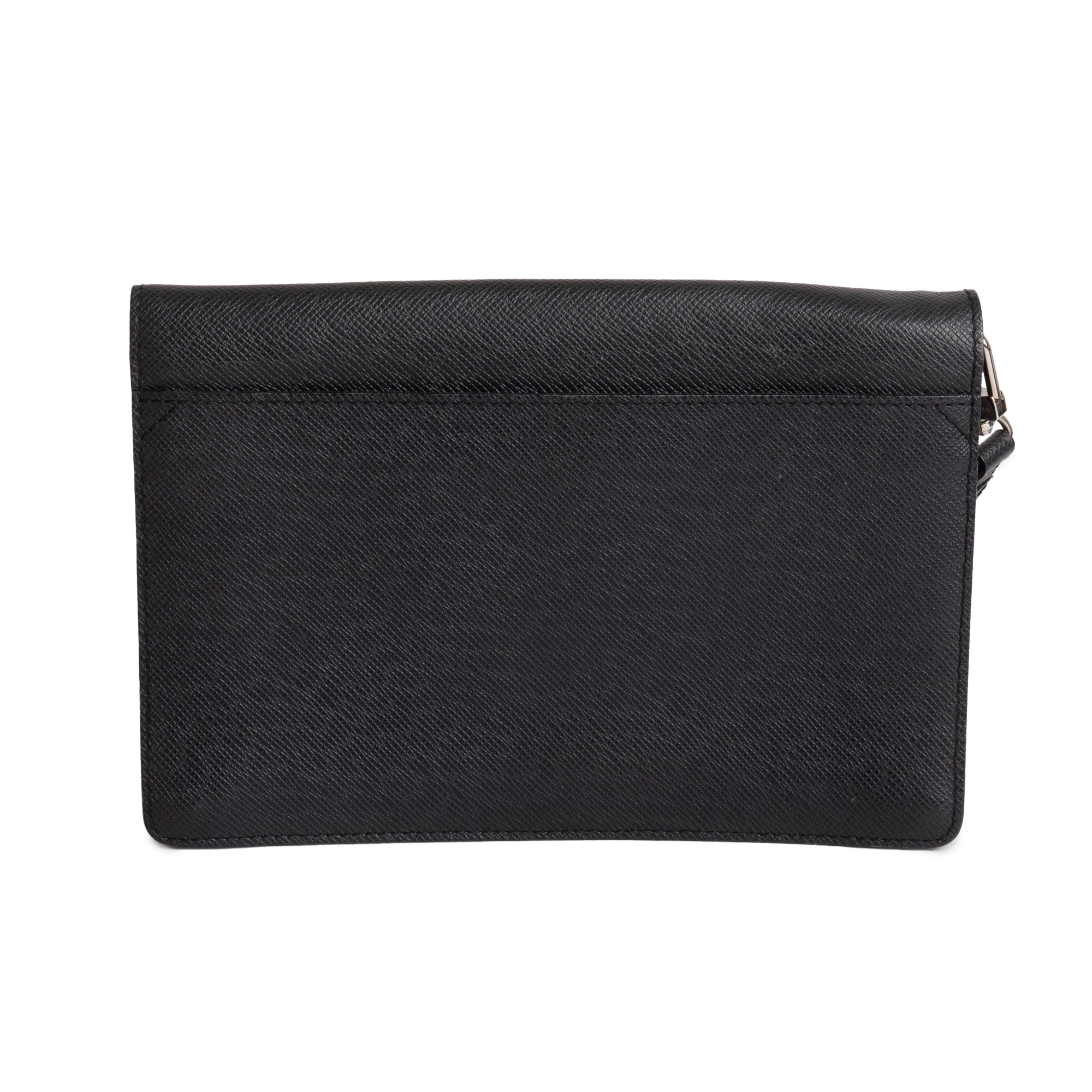Louis Vuitton Black Taiga Leather Neo Belaia Clutch
