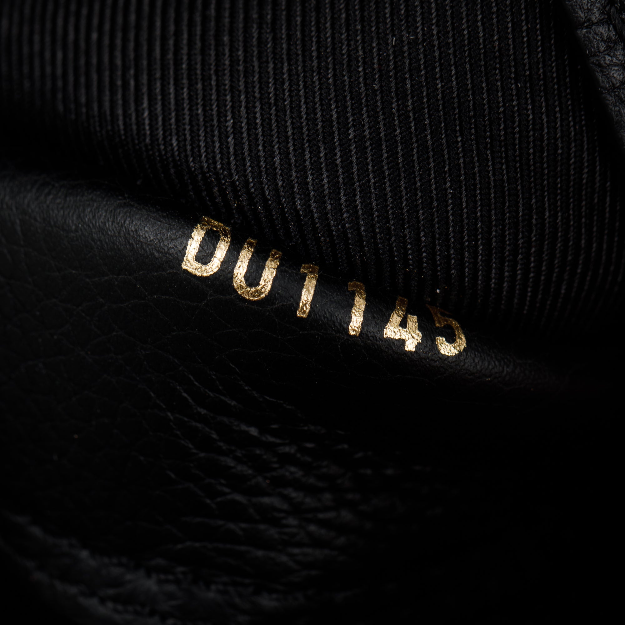 Louis Vuitton Black/Beige Calfskin Leather LockMe MM