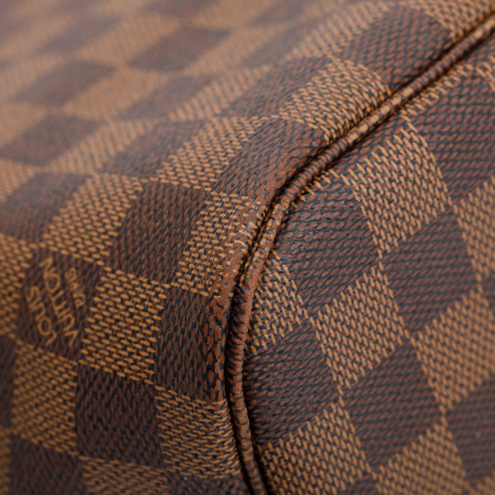 Louis Vuitton Damier Ebene Neverfull MM