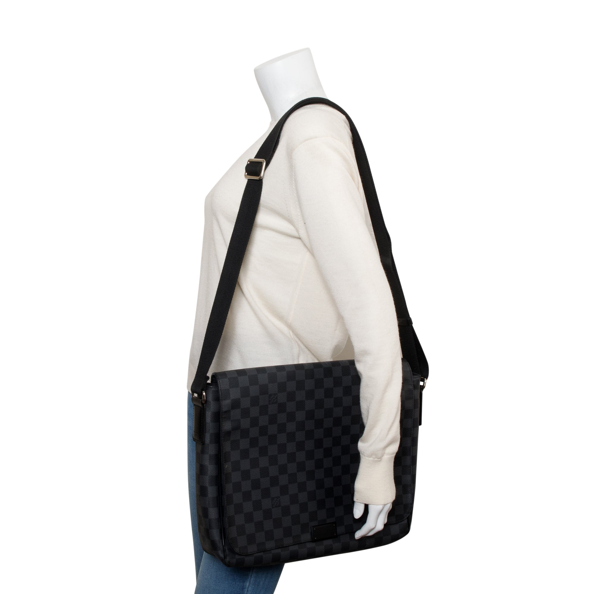 Louis Vuitton Damier Graphite District MM