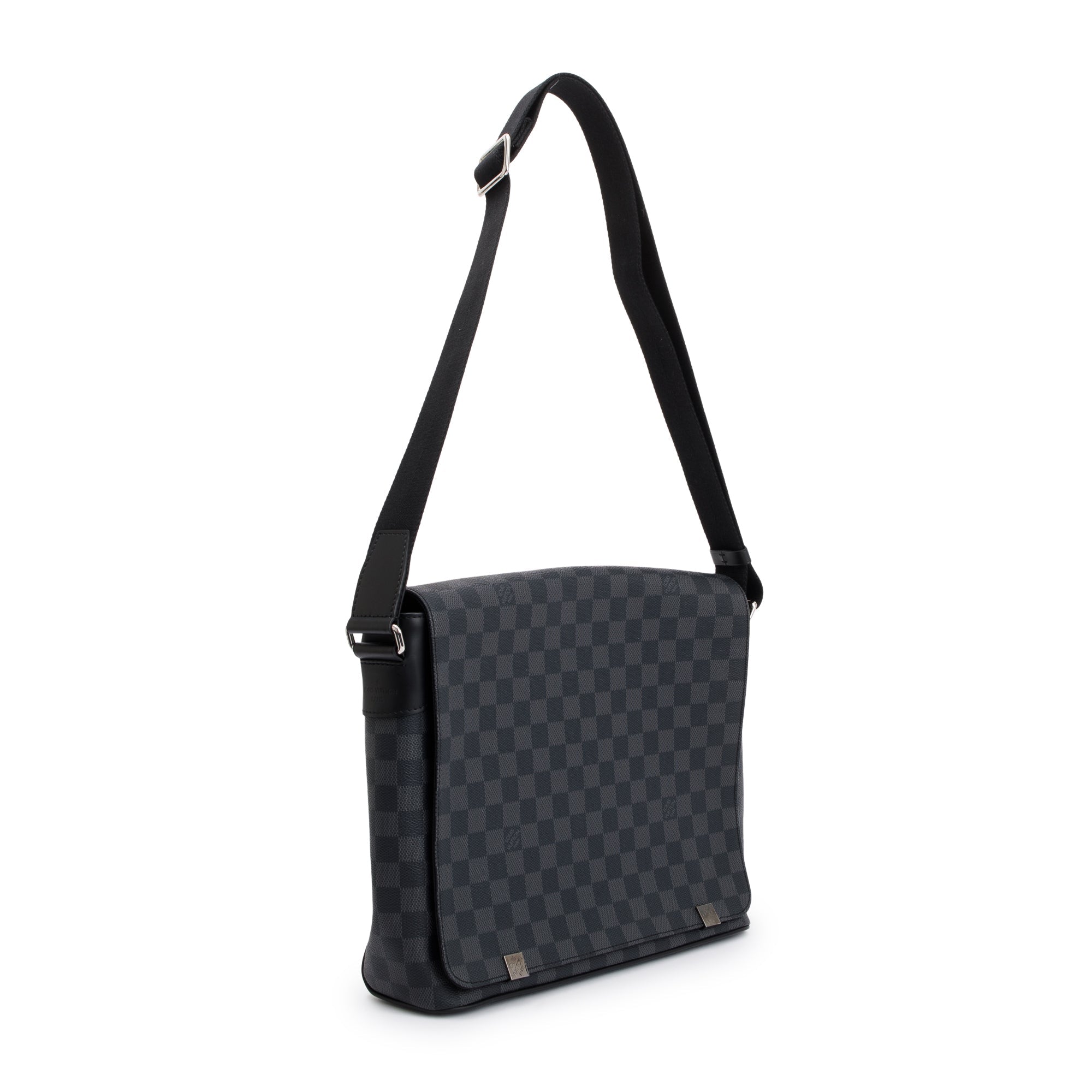 Louis Vuitton Damier Graphite District MM