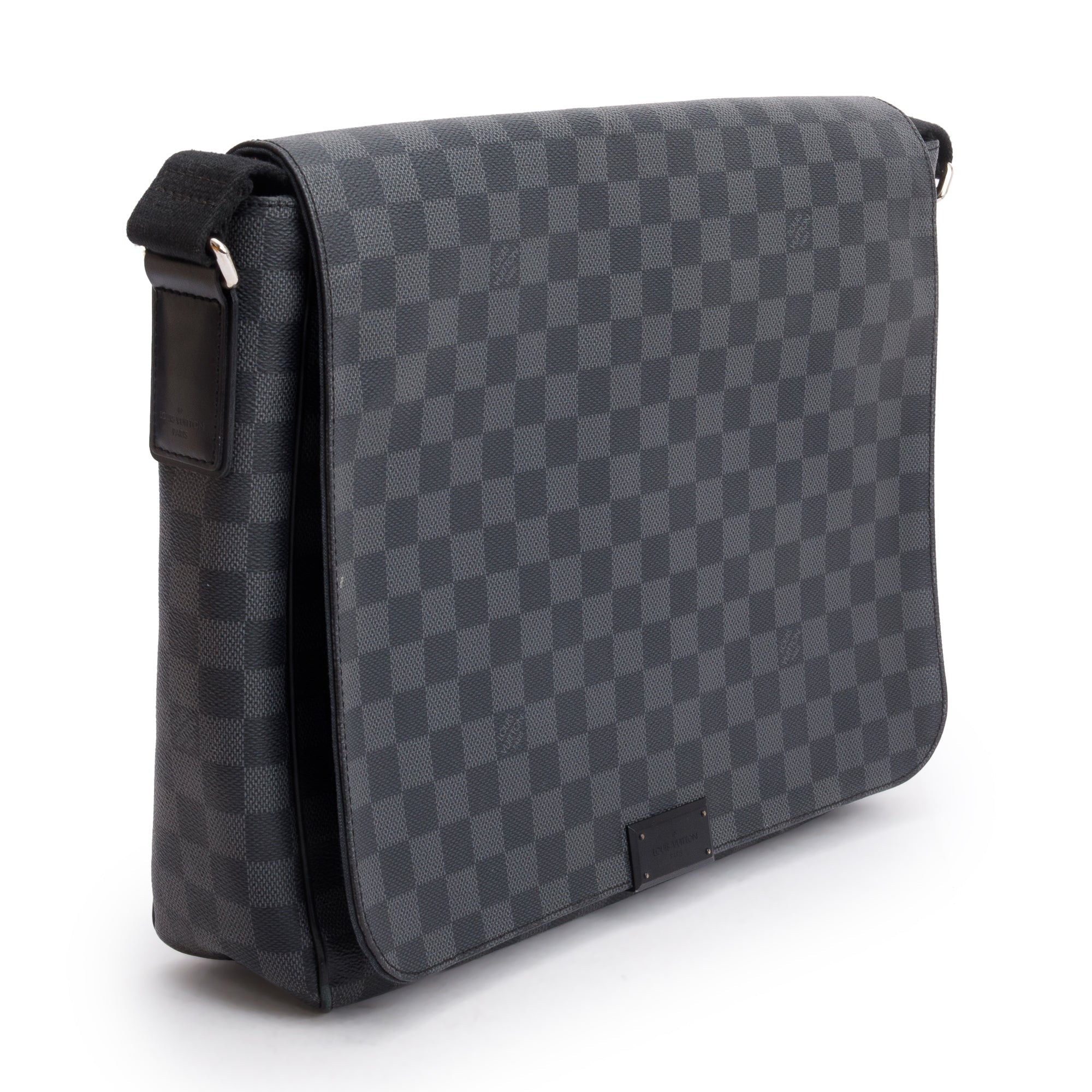 Louis Vuitton Damier Graphite District MM