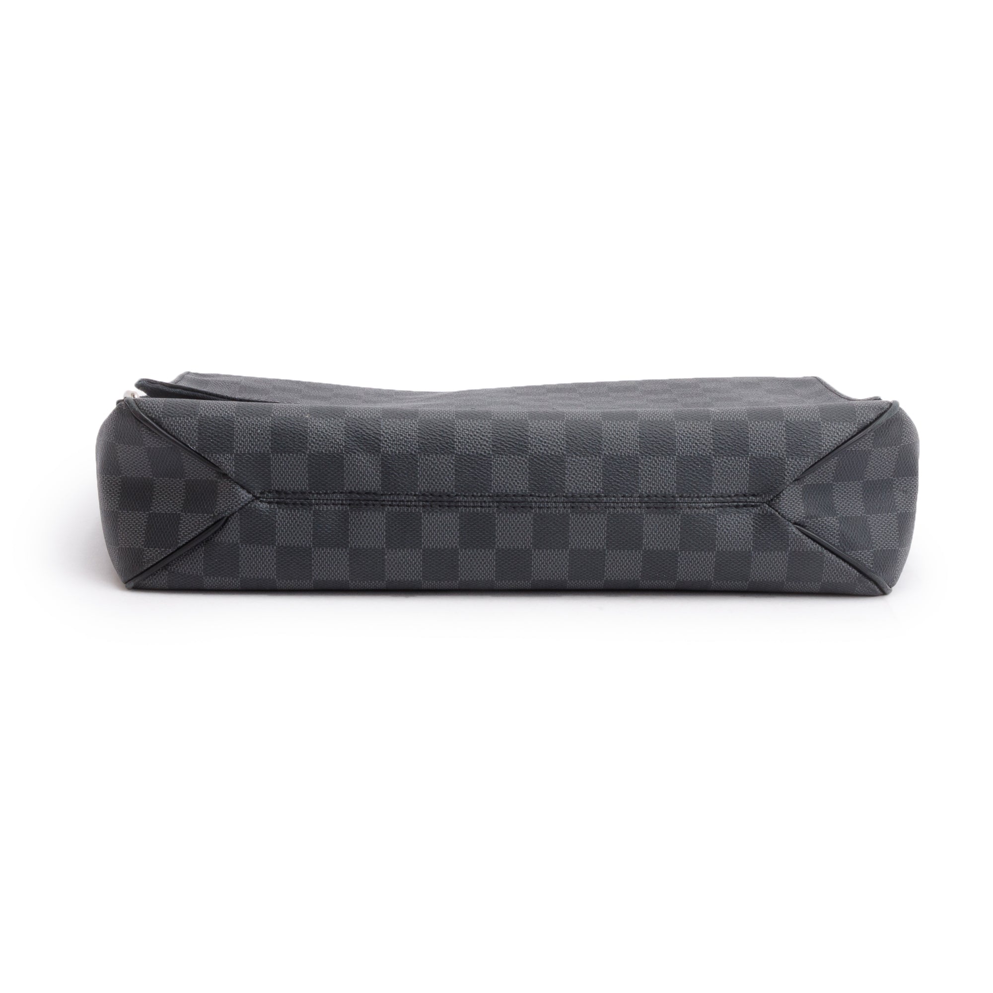 Louis Vuitton Damier Graphite District MM