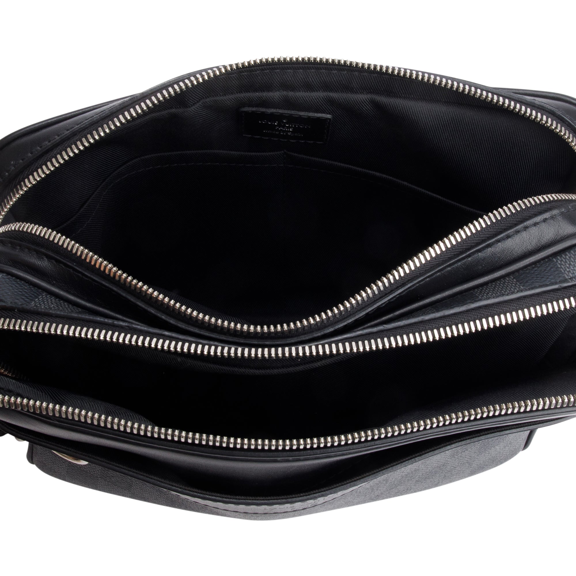 Louis Vuitton Damier Graphite Trocadero PM Messenger Bag