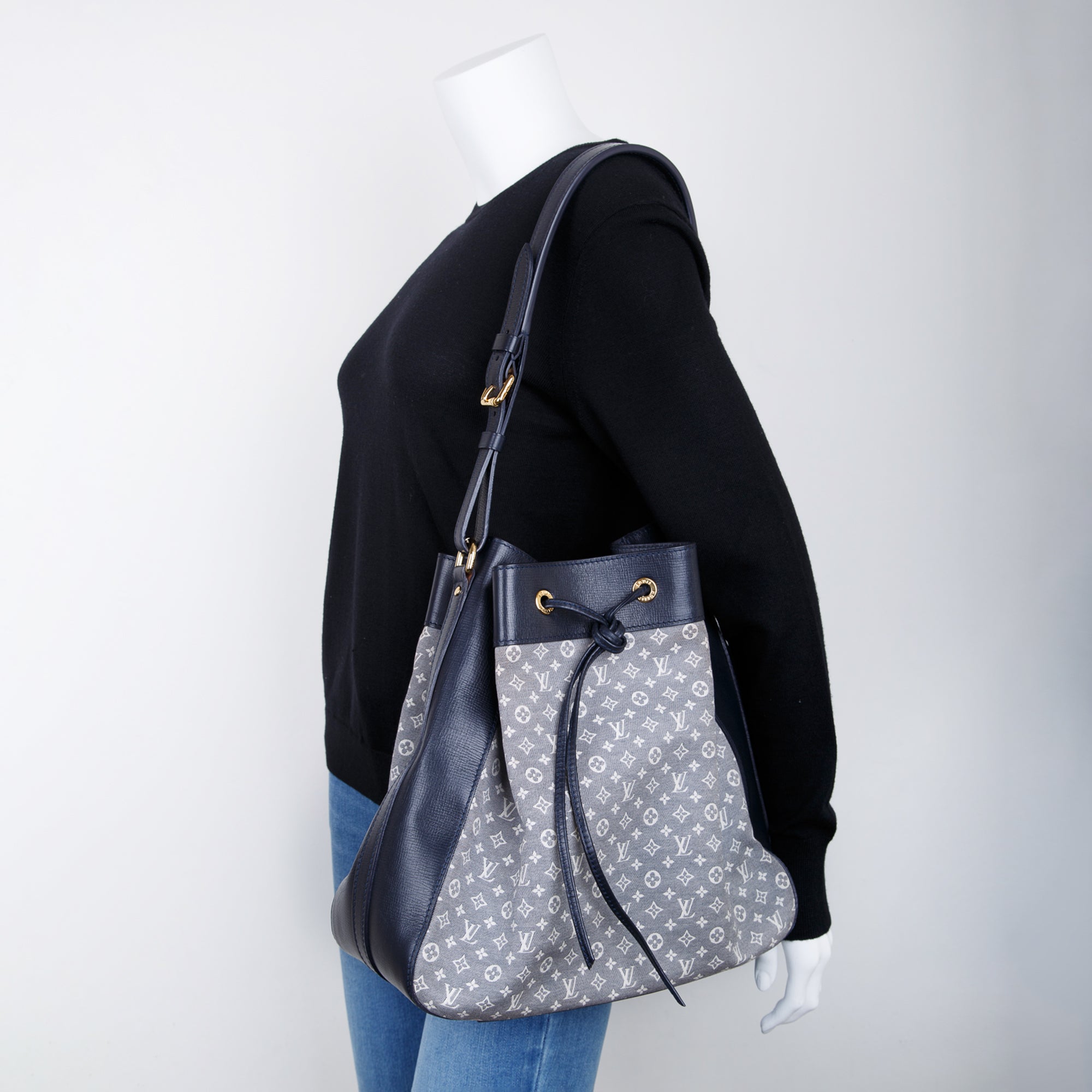 Louis Vuitton Leather Trimmed Monogram Idylle Noe