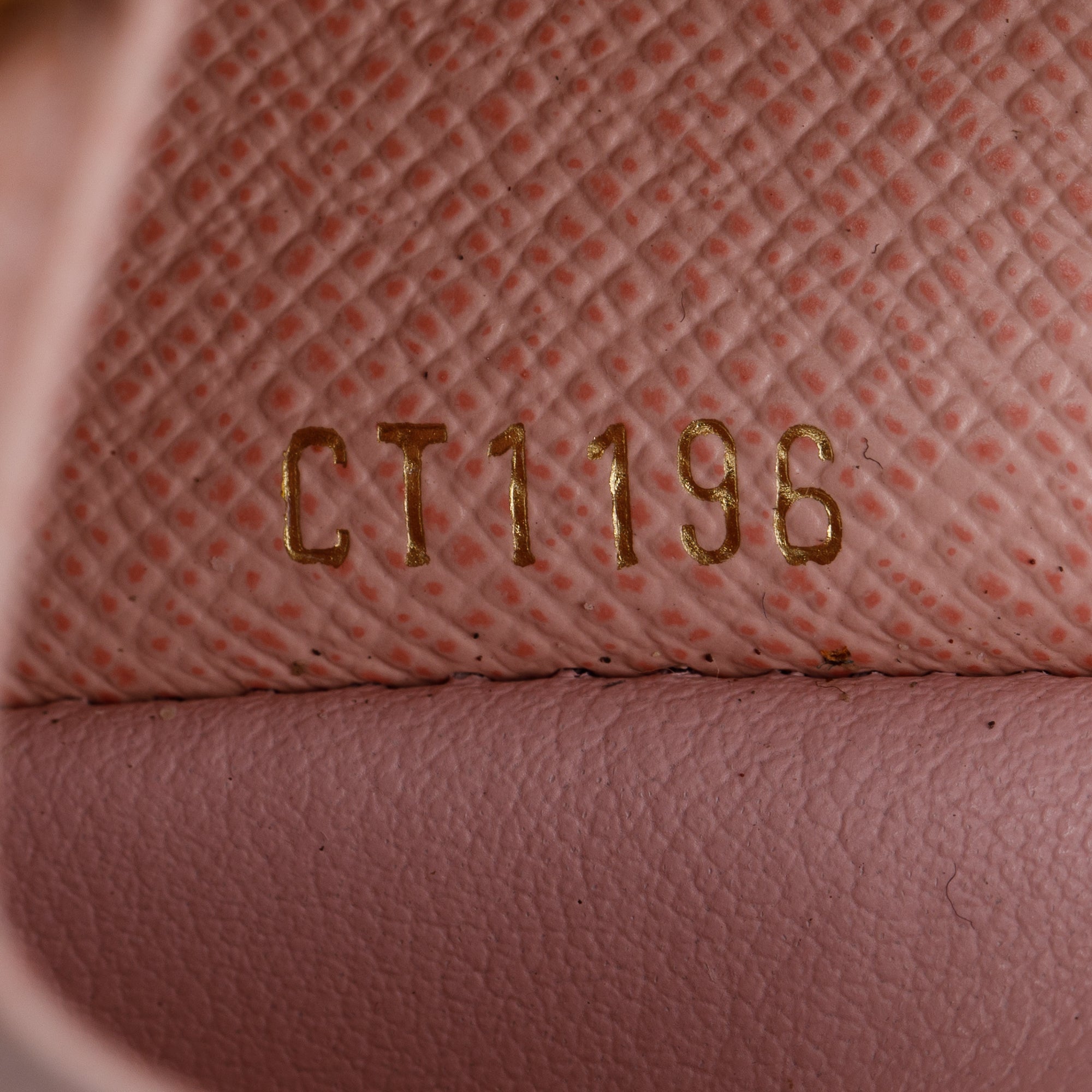 Louis Vuitton Monogram 6 Key Holder w/ Box