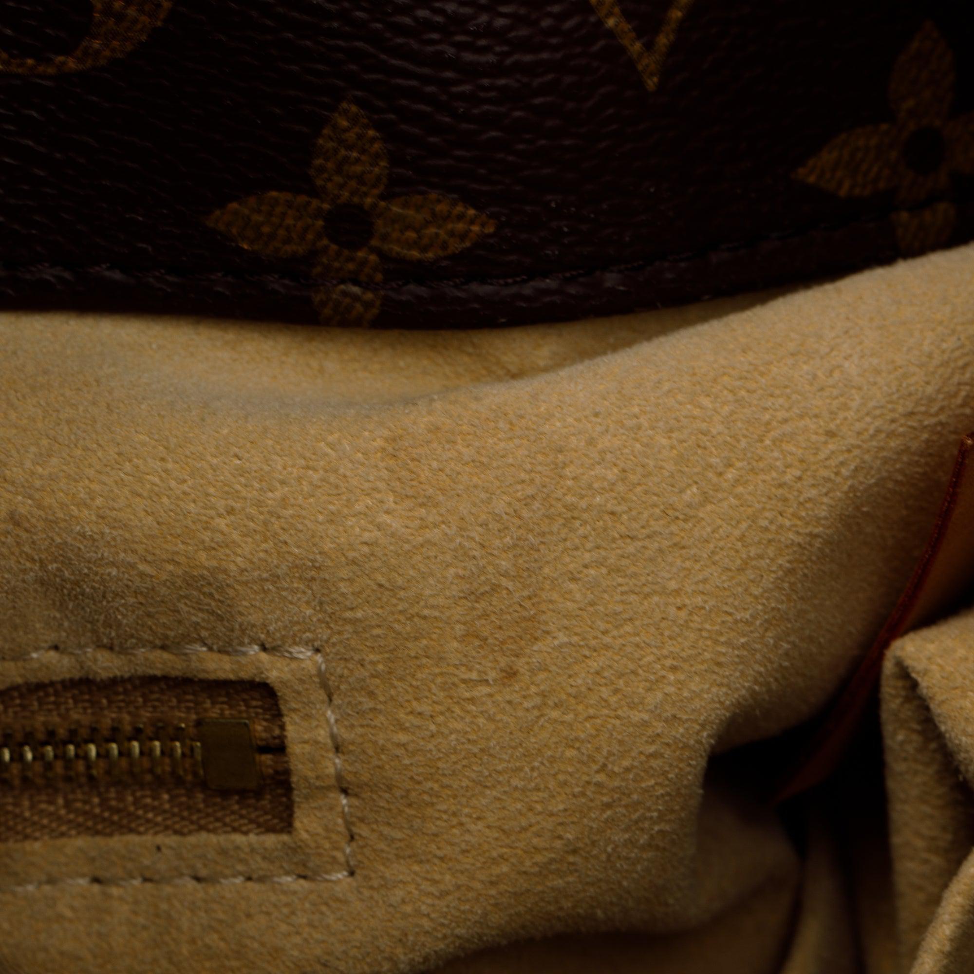 Louis Vuitton Monogram Artsy MM