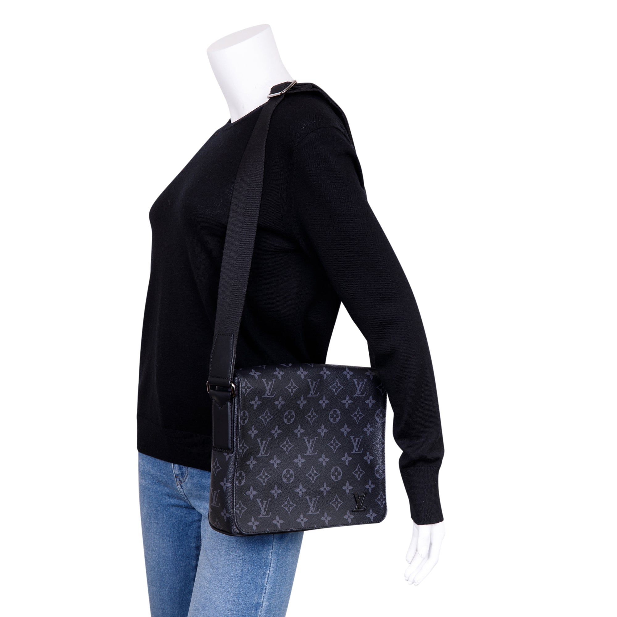 Louis Vuitton Monogram Eclipse District PM