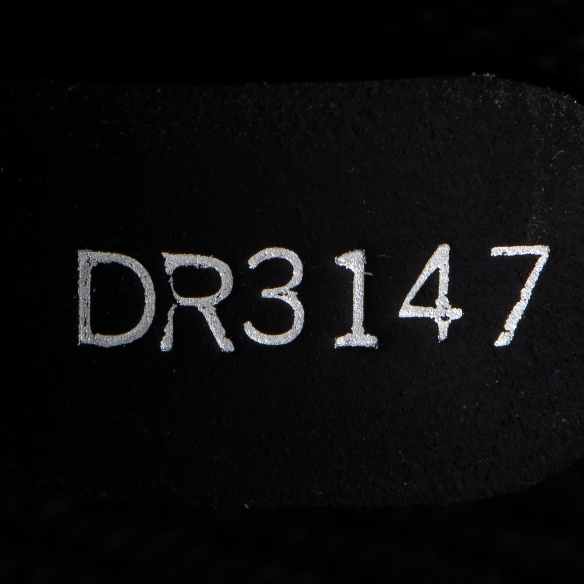 Louis Vuitton Monogram Eclipse Horizon 70 Luggage w/ Box