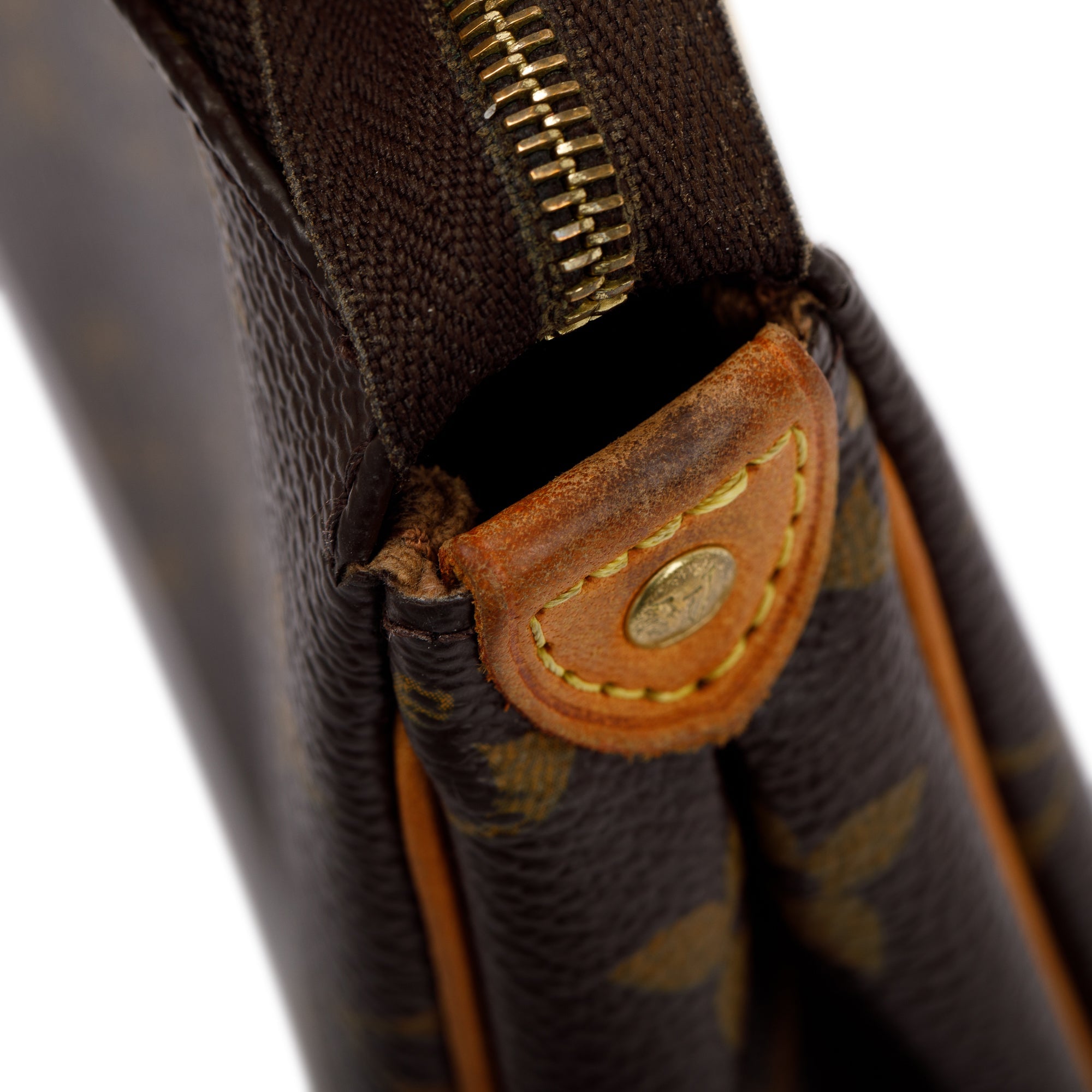 Louis Vuitton Monogram Eva Clutch w/ Strap