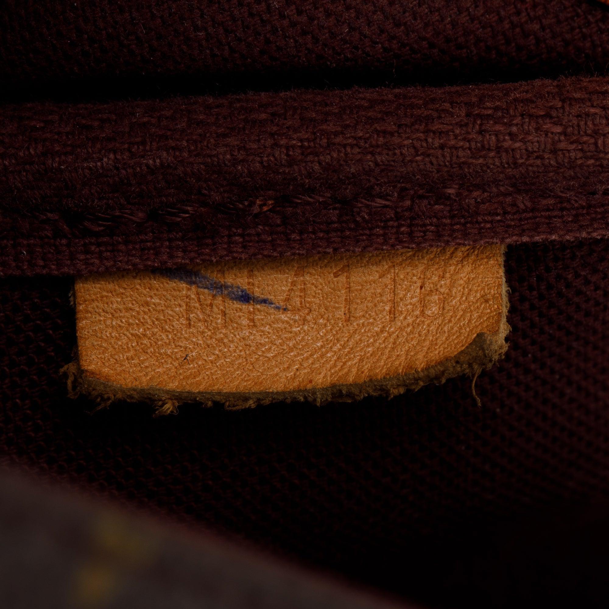 Louis Vuitton Monogram Favorite MM w/ Strap