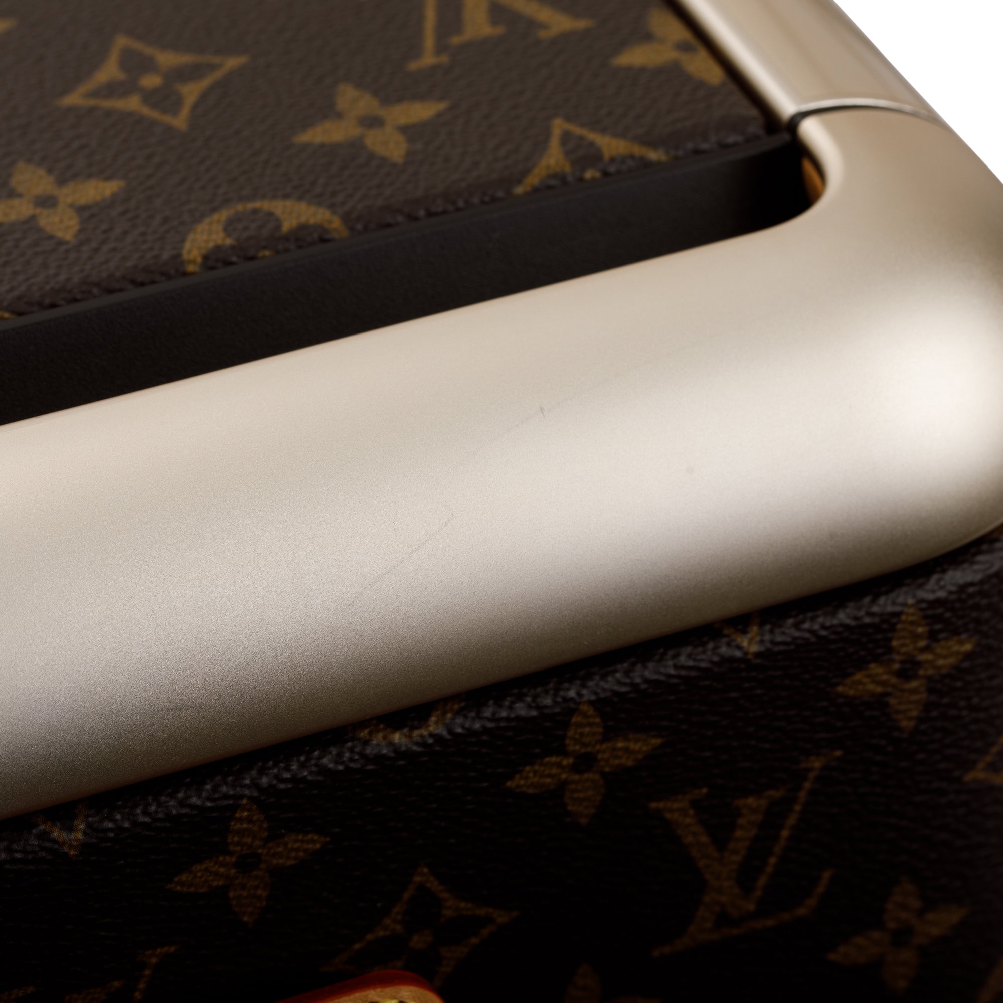 Louis Vuitton Monogram Horizon 70 Luggage