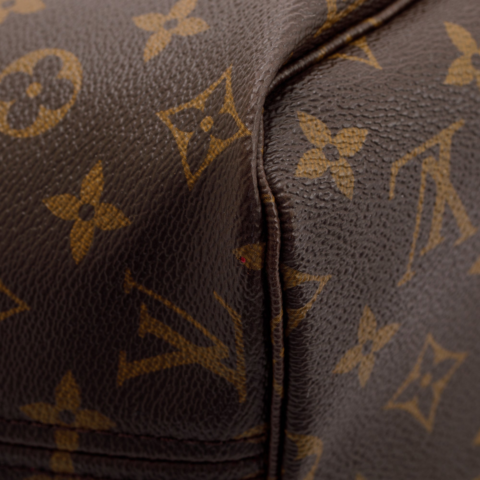 Louis Vuitton Monogram Neverfull MM w/ Pouch