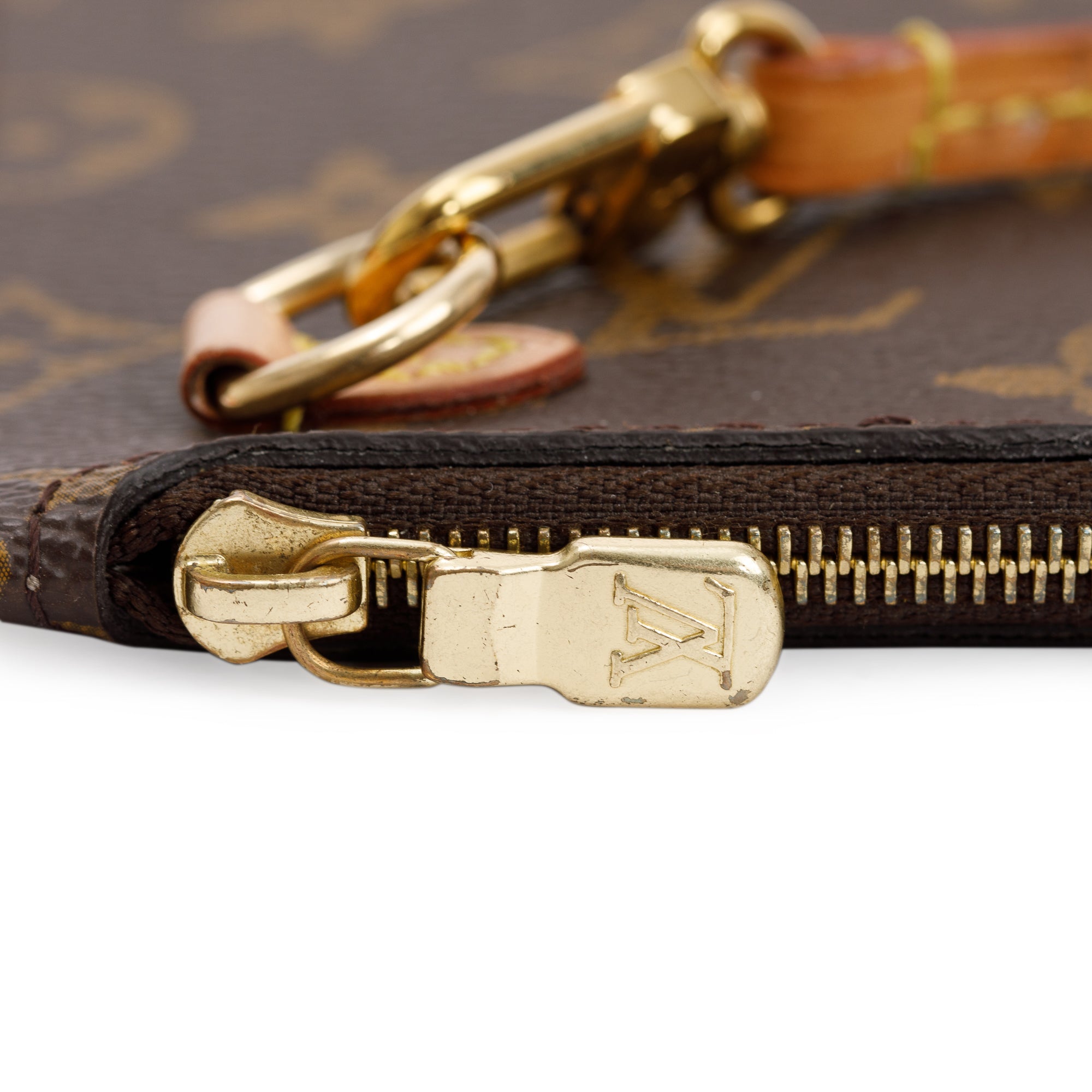 Louis Vuitton Monogram Neverfull Pochette