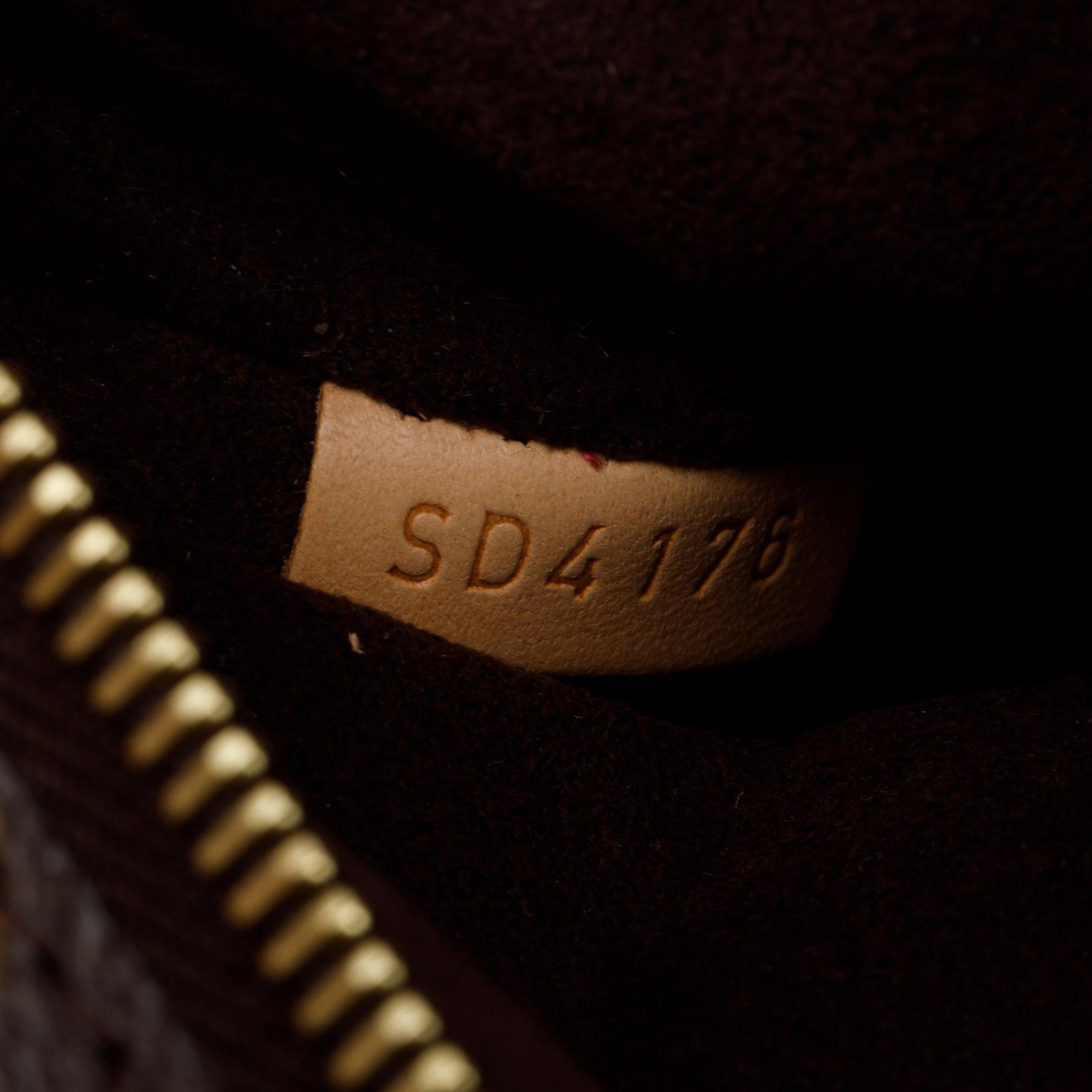 Louis Vuitton Monogram Pochette Metis