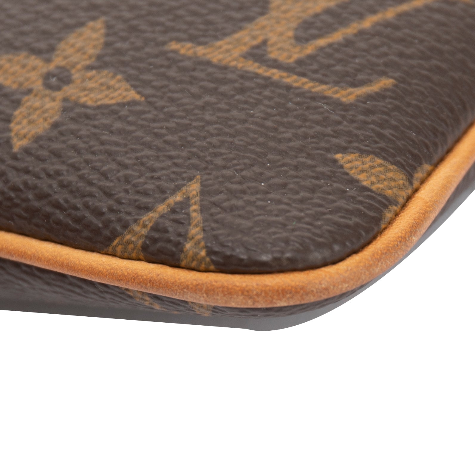 Louis Vuitton Monogram Pochette Milla MM