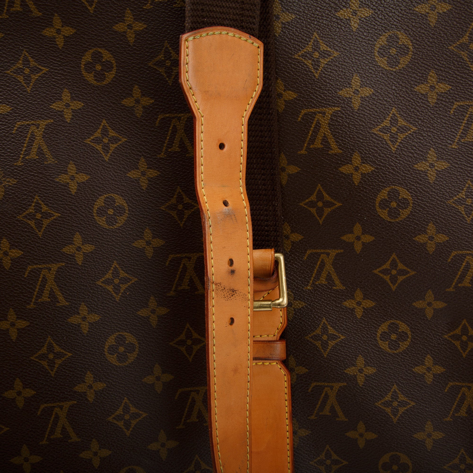 Louis Vuitton Monogram Sirius 70