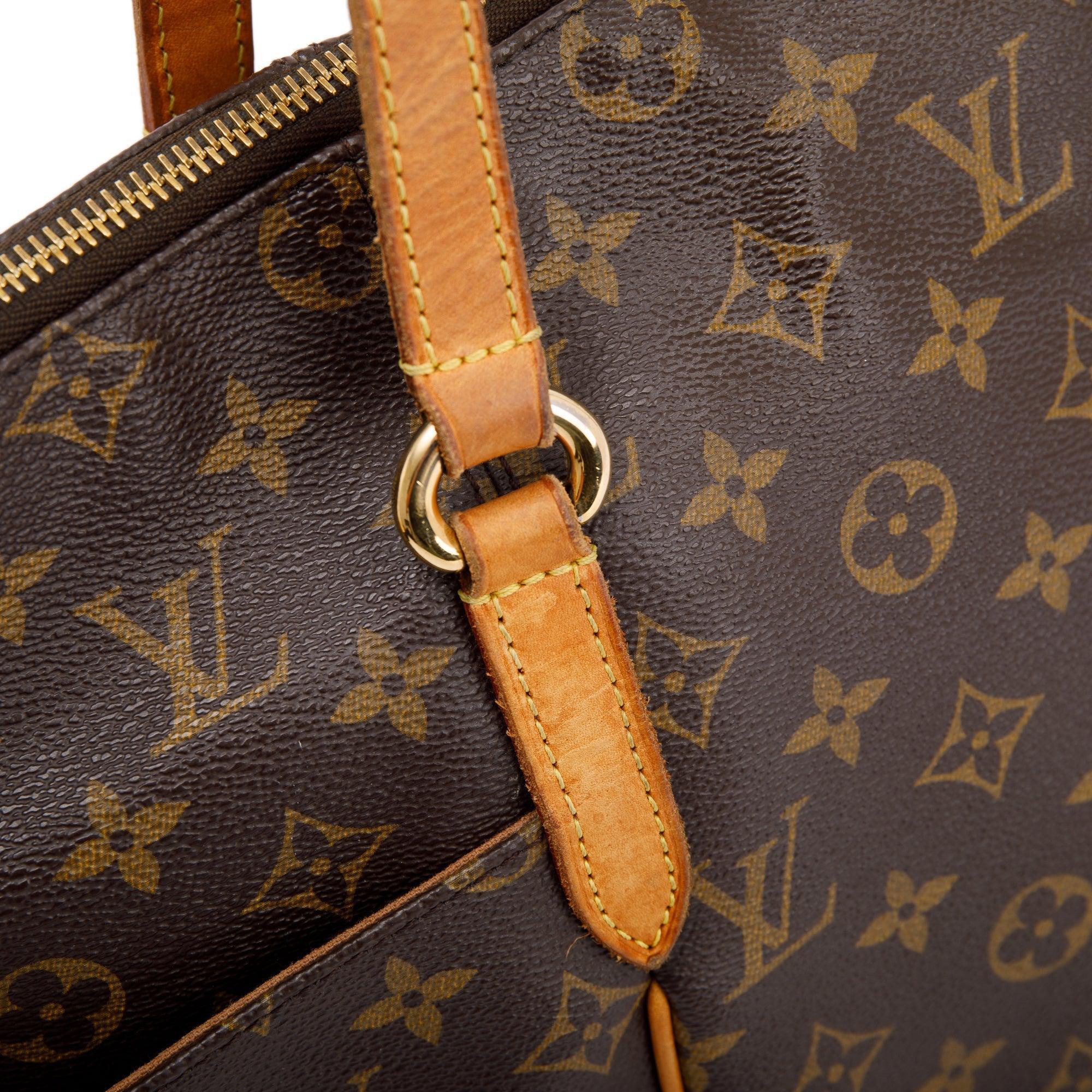 Louis Vuitton Monogram Totally MM