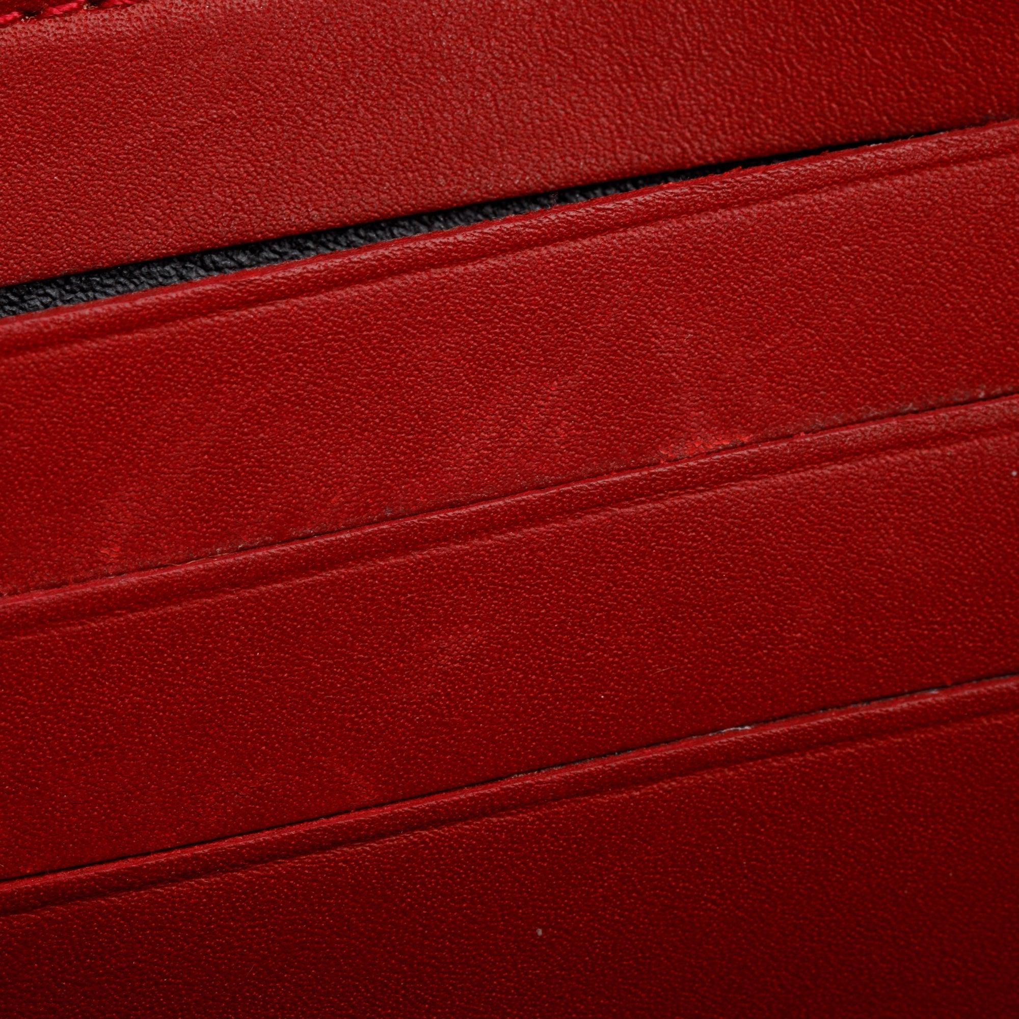 Louis Vuitton Red Vernis Leather Sarah Wallet