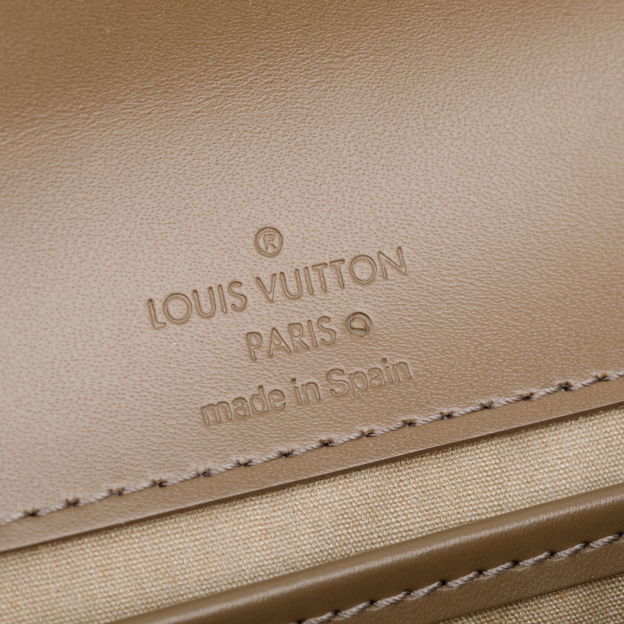 Louis Vuitton Taupe Epi Leather Honfleur Pepper Clutch
