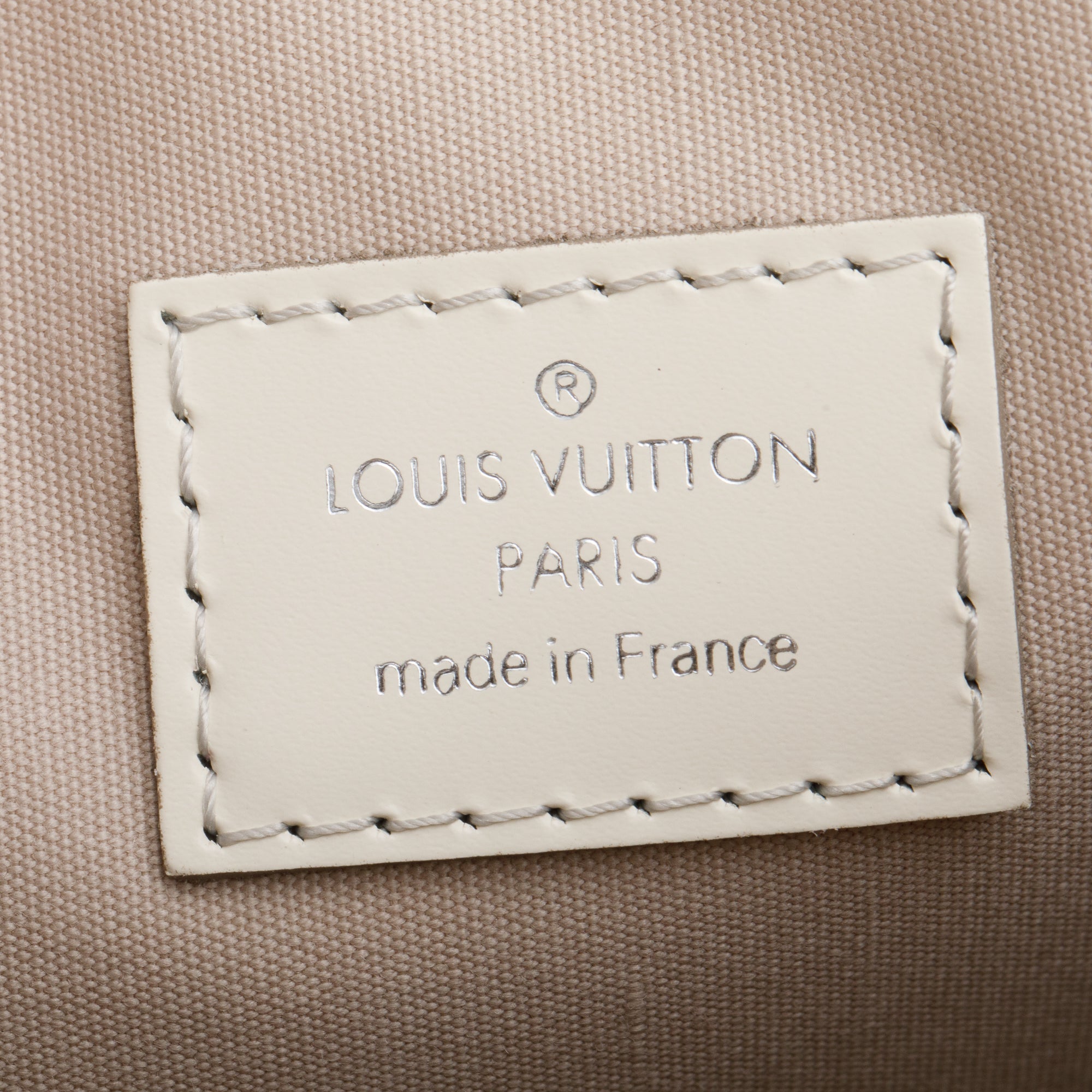 Louis Vuitton White Epi Leather Lockit Vertical