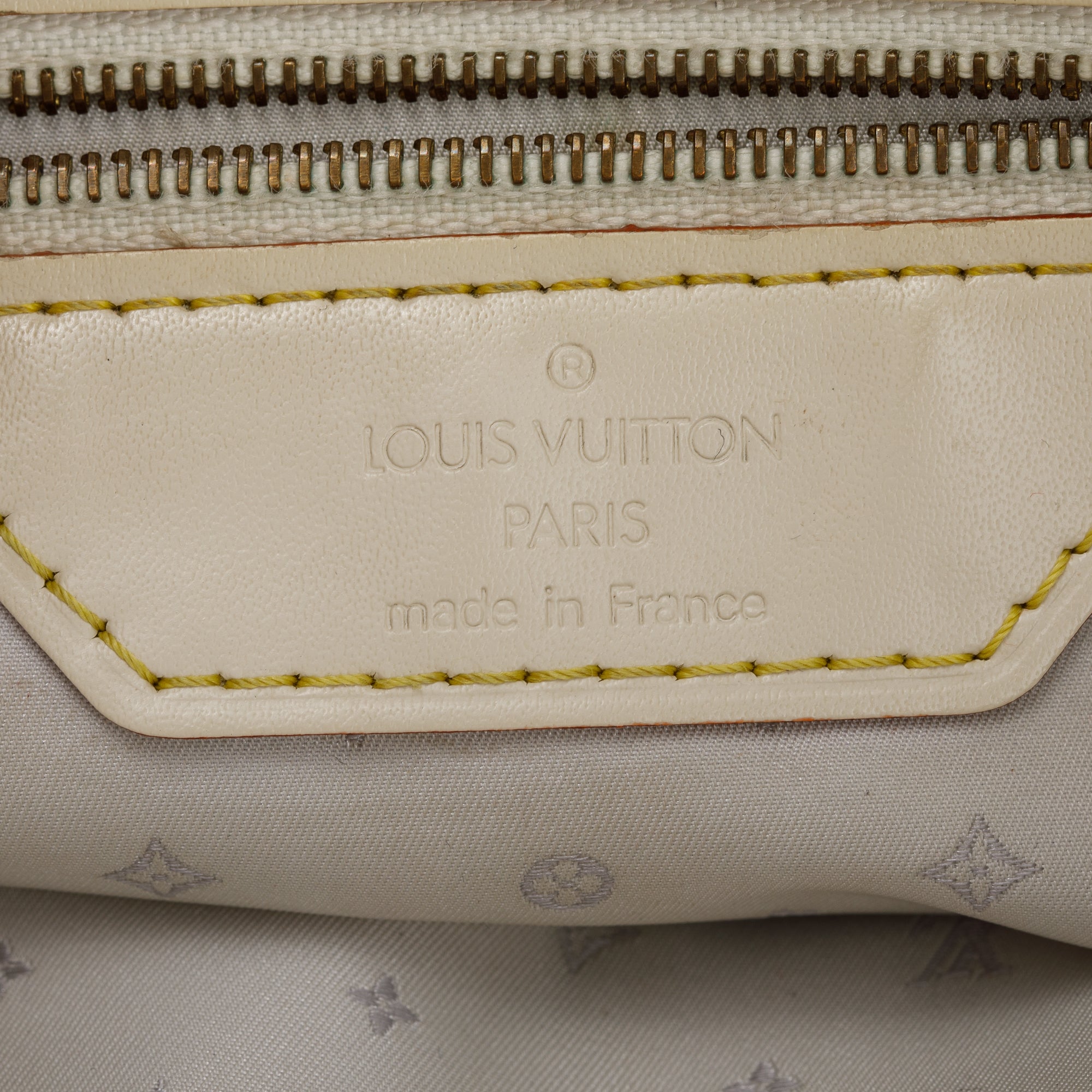 Louis Vuitton White Goatskin Leather Suhali Lockit Bag