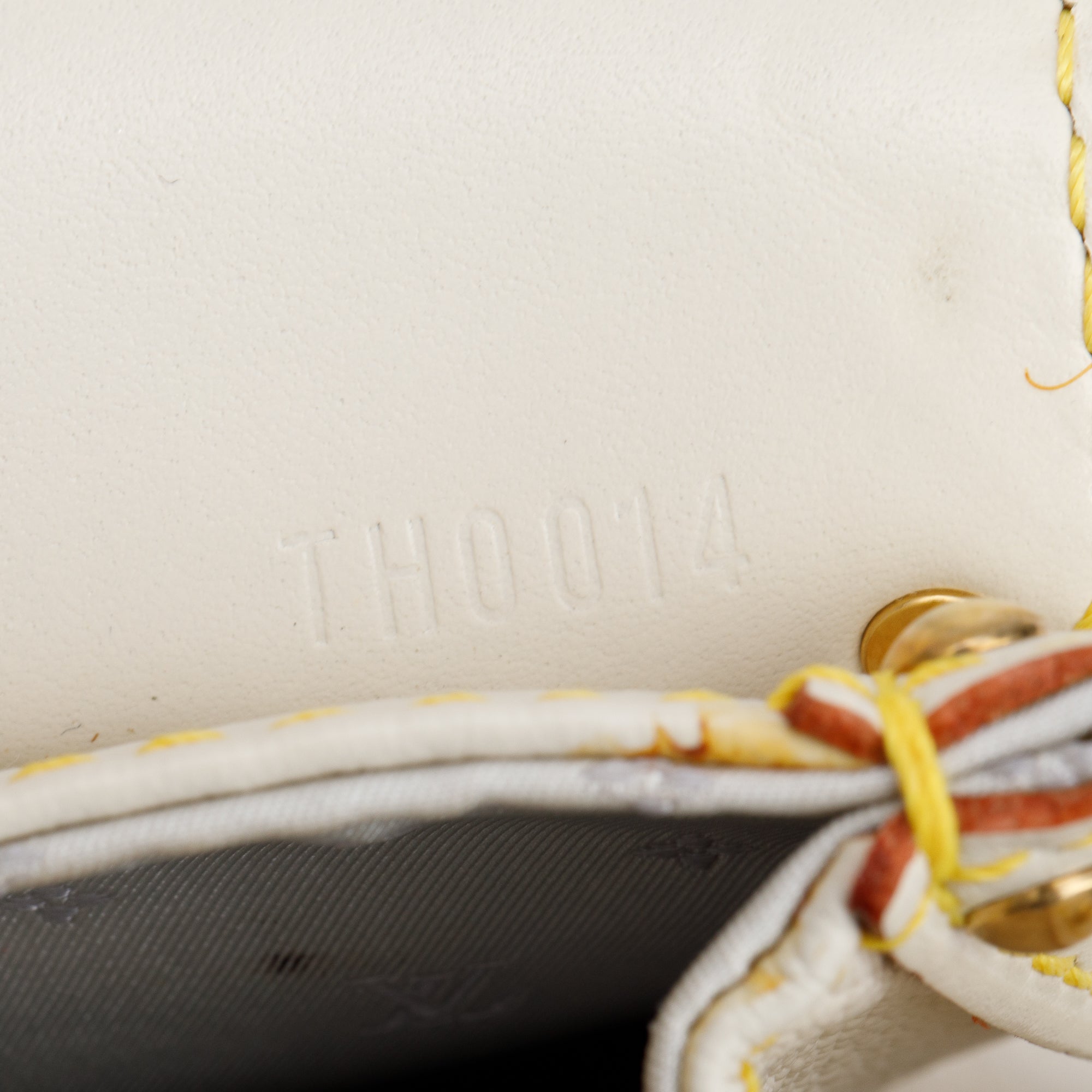 Louis Vuitton White Leather Suhali L'Aimable Bag