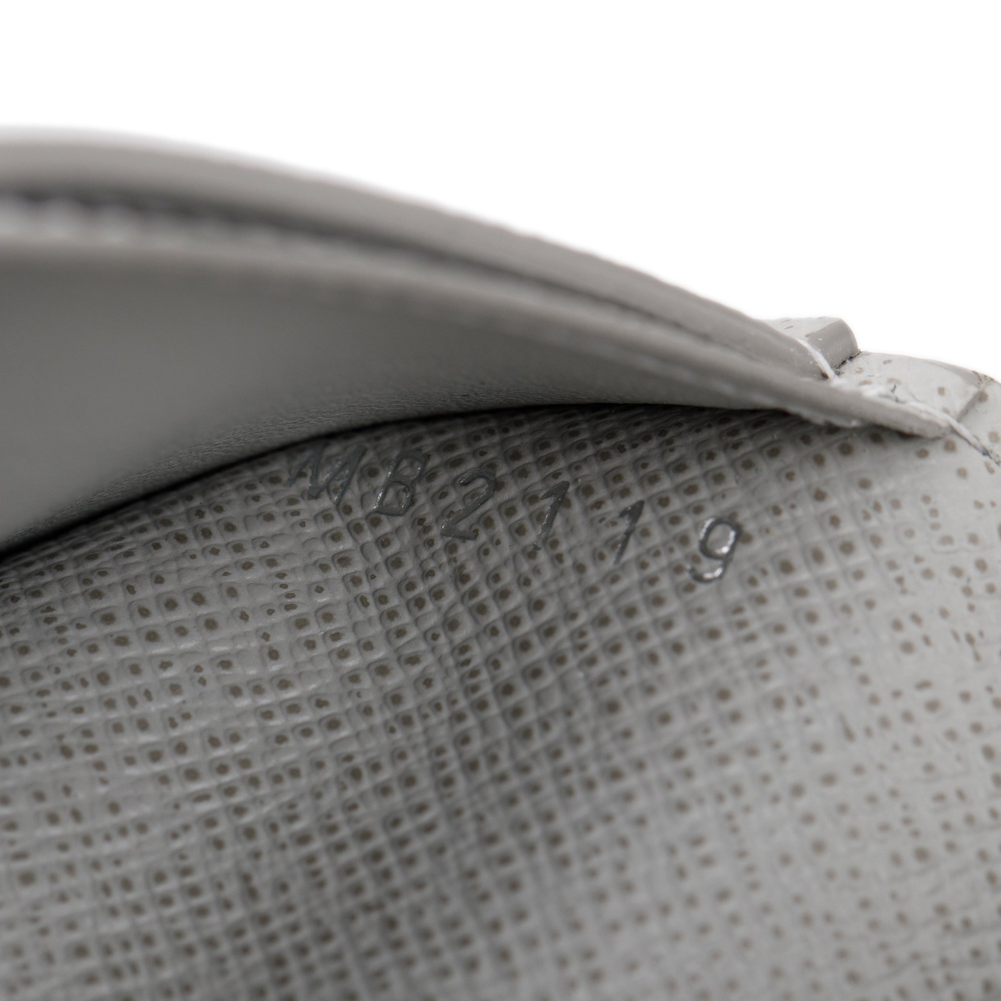 Louis Vuitton White Monogram Limited Edition Logo Story Brazza Wallet w/ Box