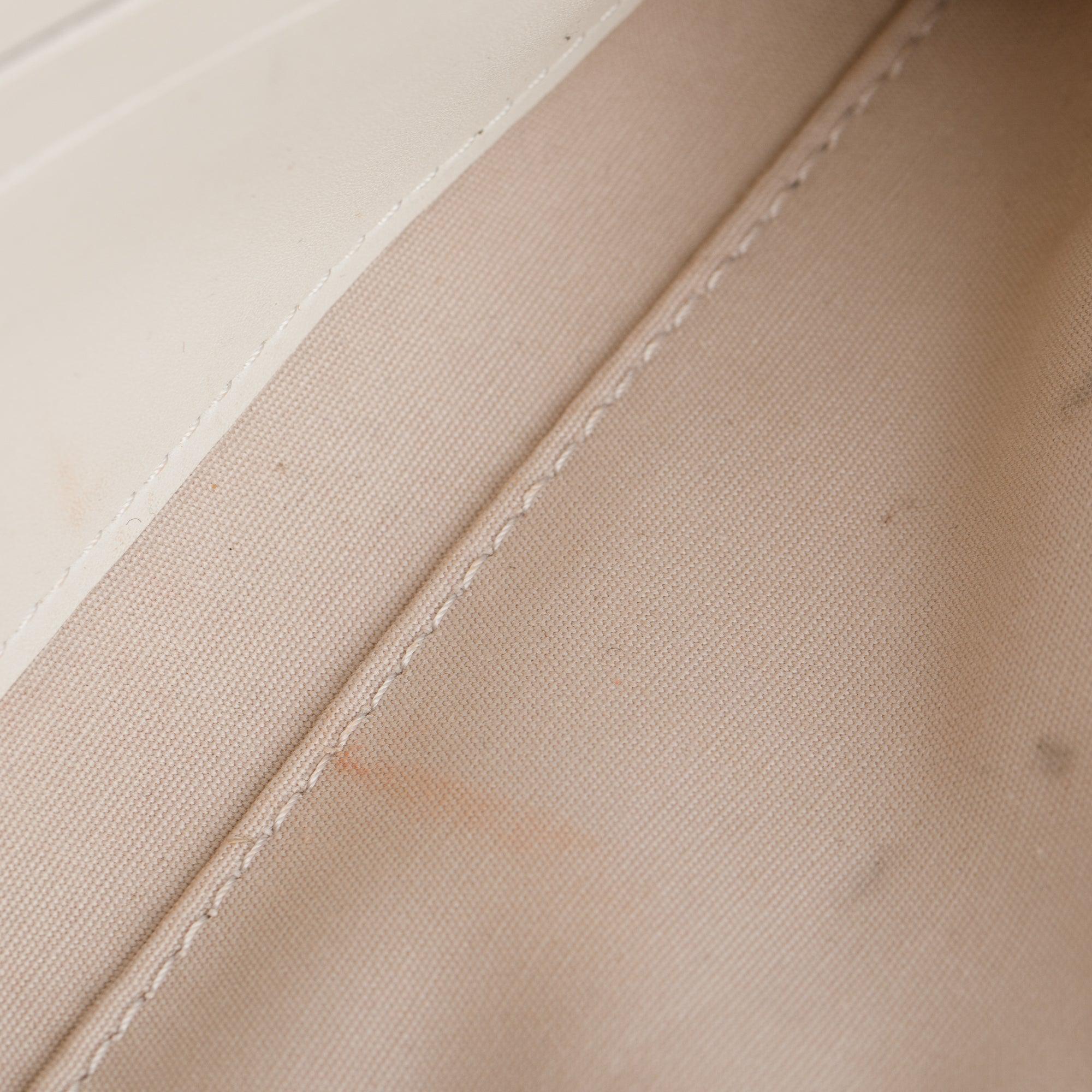 Louis Vuitton White Monogram Vernis Leather Sunset Boulevard Clutch w/ Box