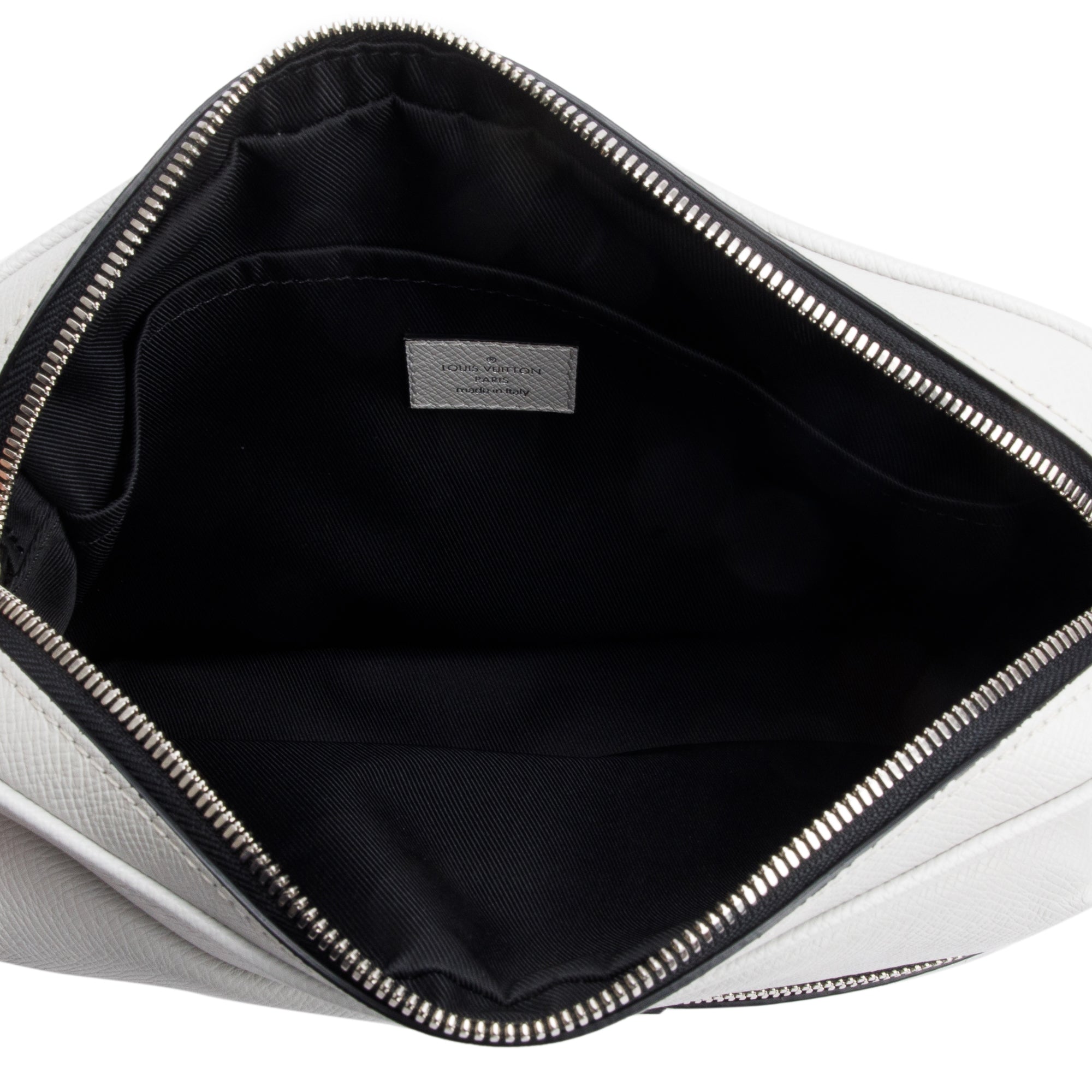 Louis Vuitton White Taigarama Outdoor Messenger Bag