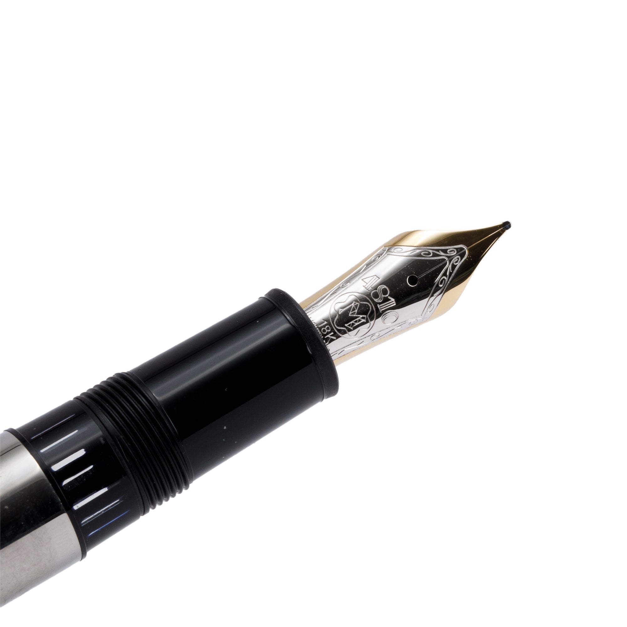 Montblanc Carbon & Platinum Coated Steel Meisterstuck Solitaire Fountain Pen w/ Box & Ink