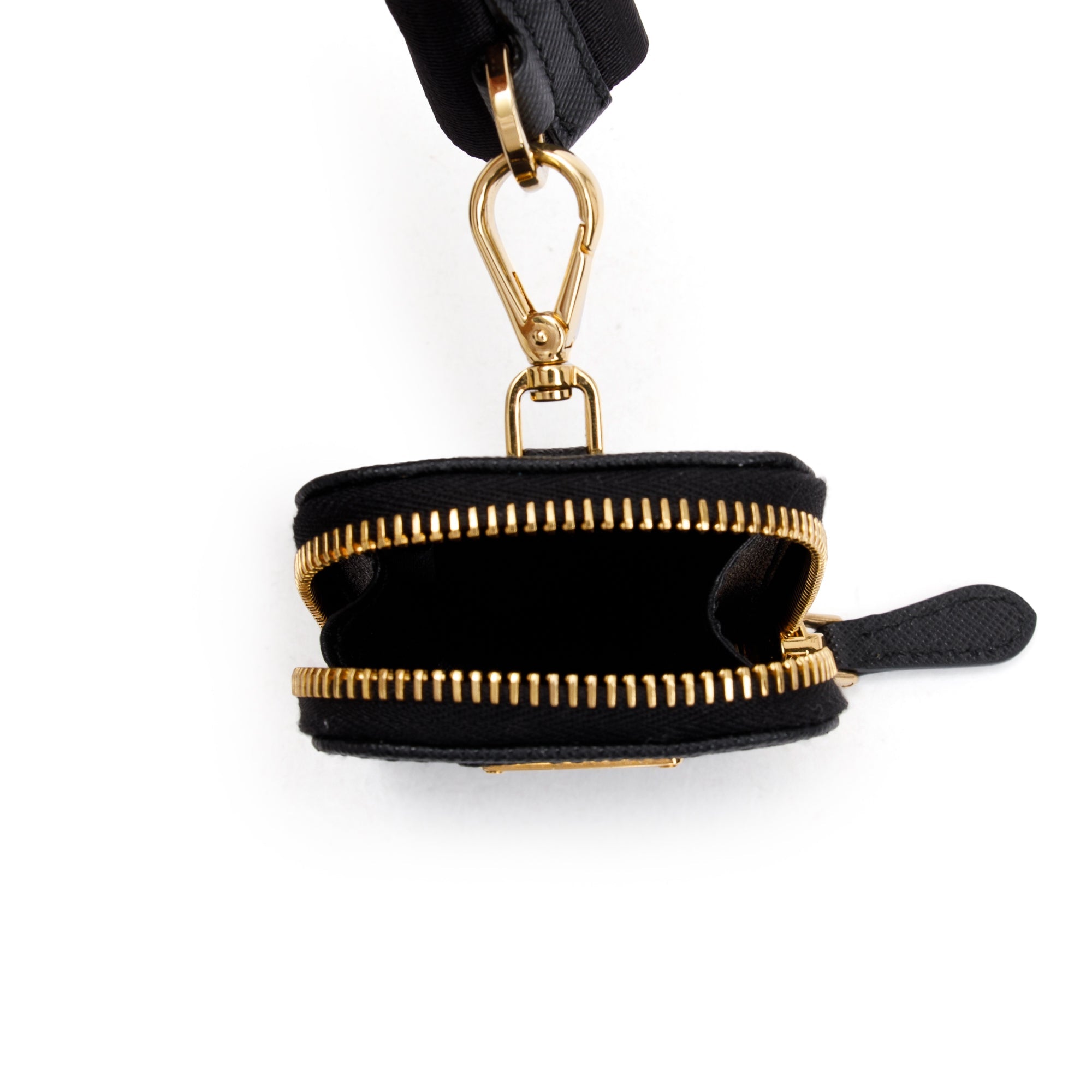 Prada Black Saffiano Leather Re-Edition 2005 Shoulder Bag