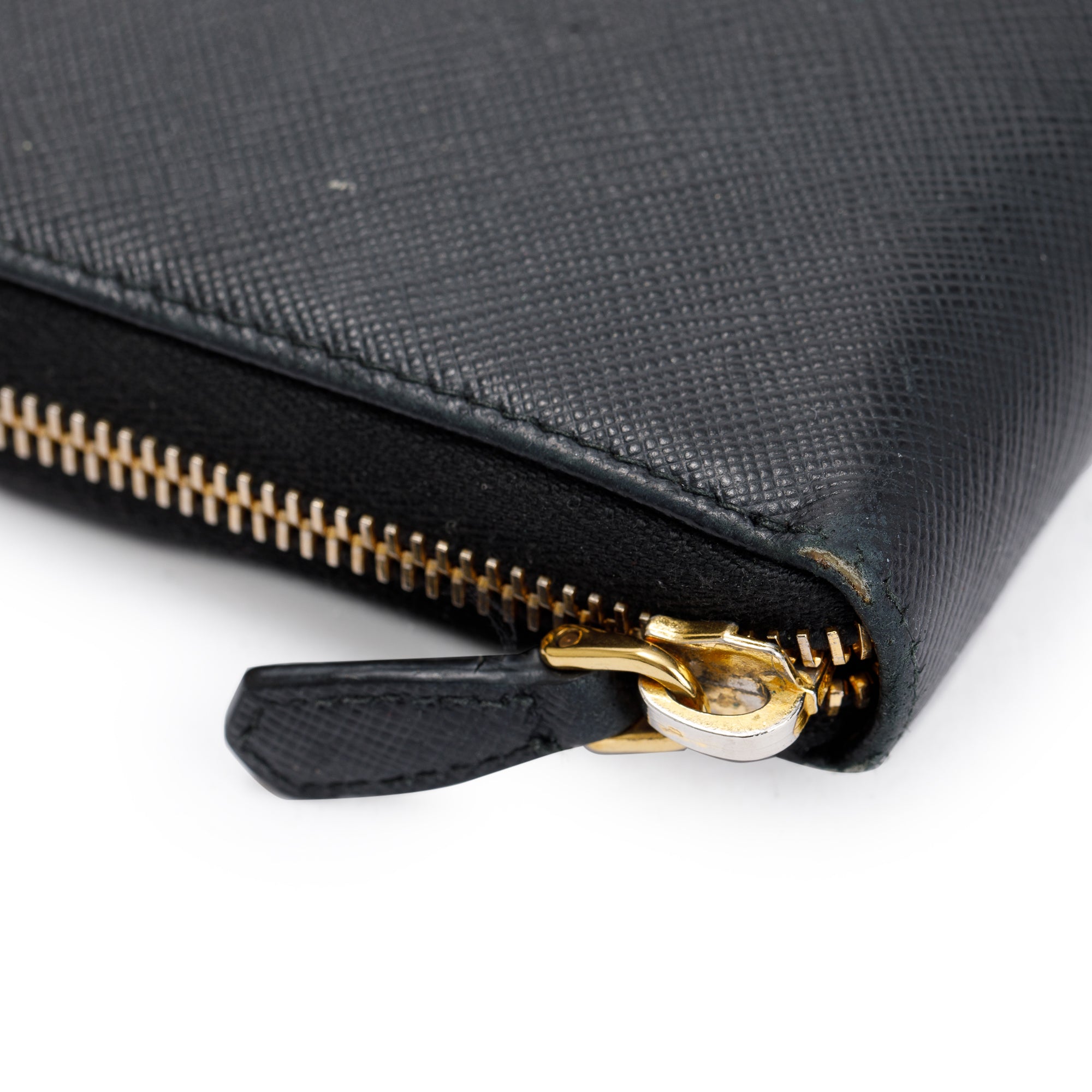 Prada Black Saffiano Zip Around Orgainzer Wallet w/ Box