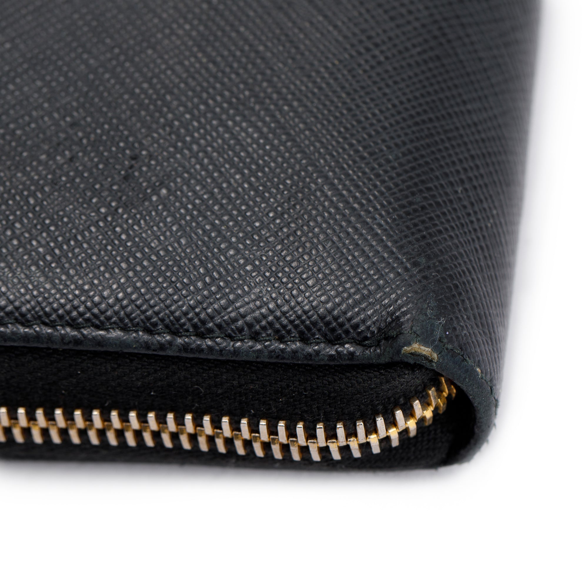 Prada Black Saffiano Zip Around Orgainzer Wallet w/ Box