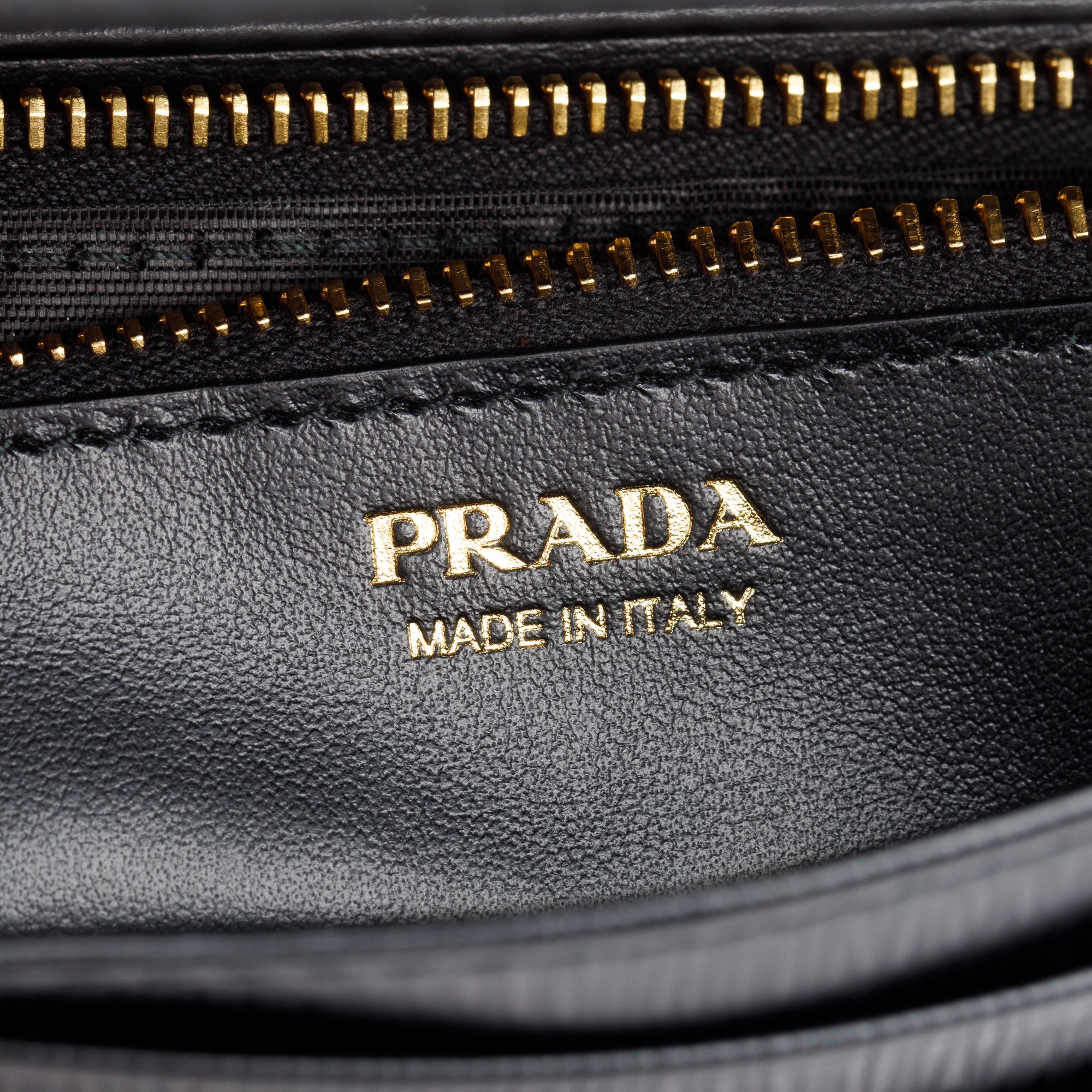 Prada Black Vitello Move Leather Continental Wallet w/ Box