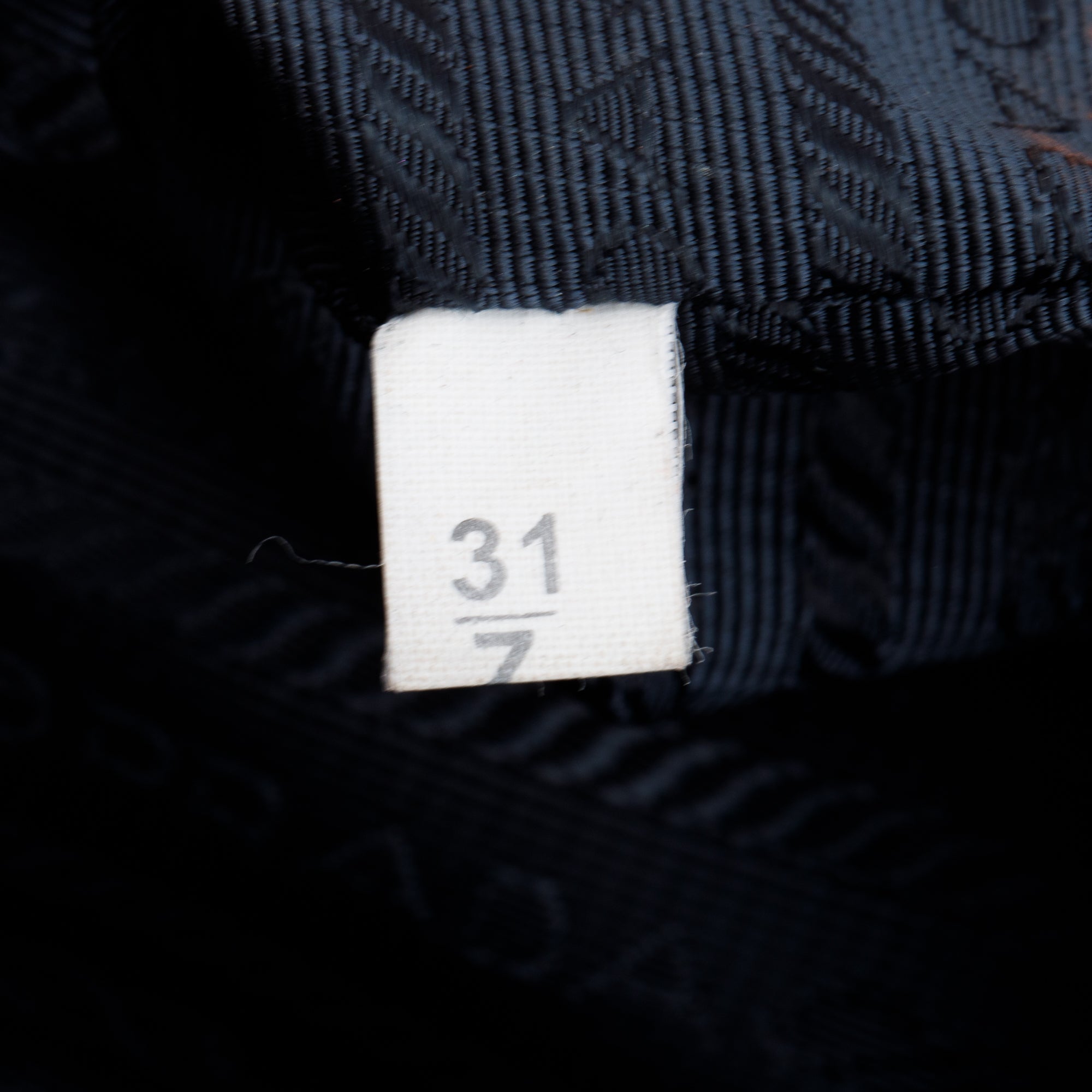 Prada Navy Saffiano Lux Medium Galleria Tote w/ Strap, Box & Authenticity Card