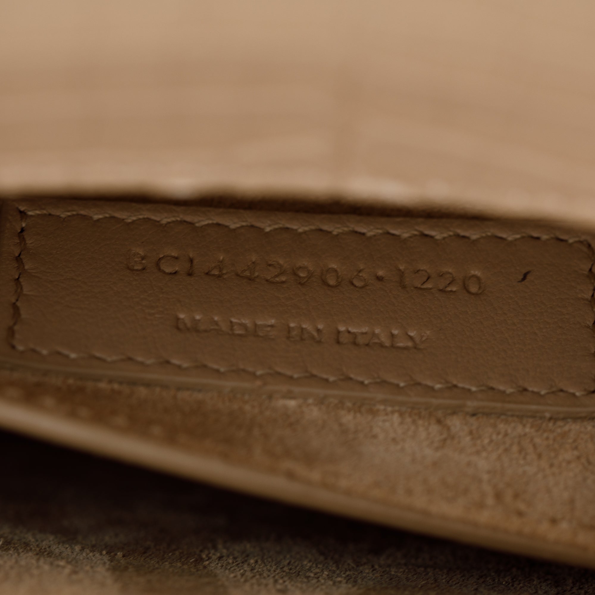 Saint Laurent 2020 Beige Crocodile Embossed Leather Medium Sunset Bag w/ Box