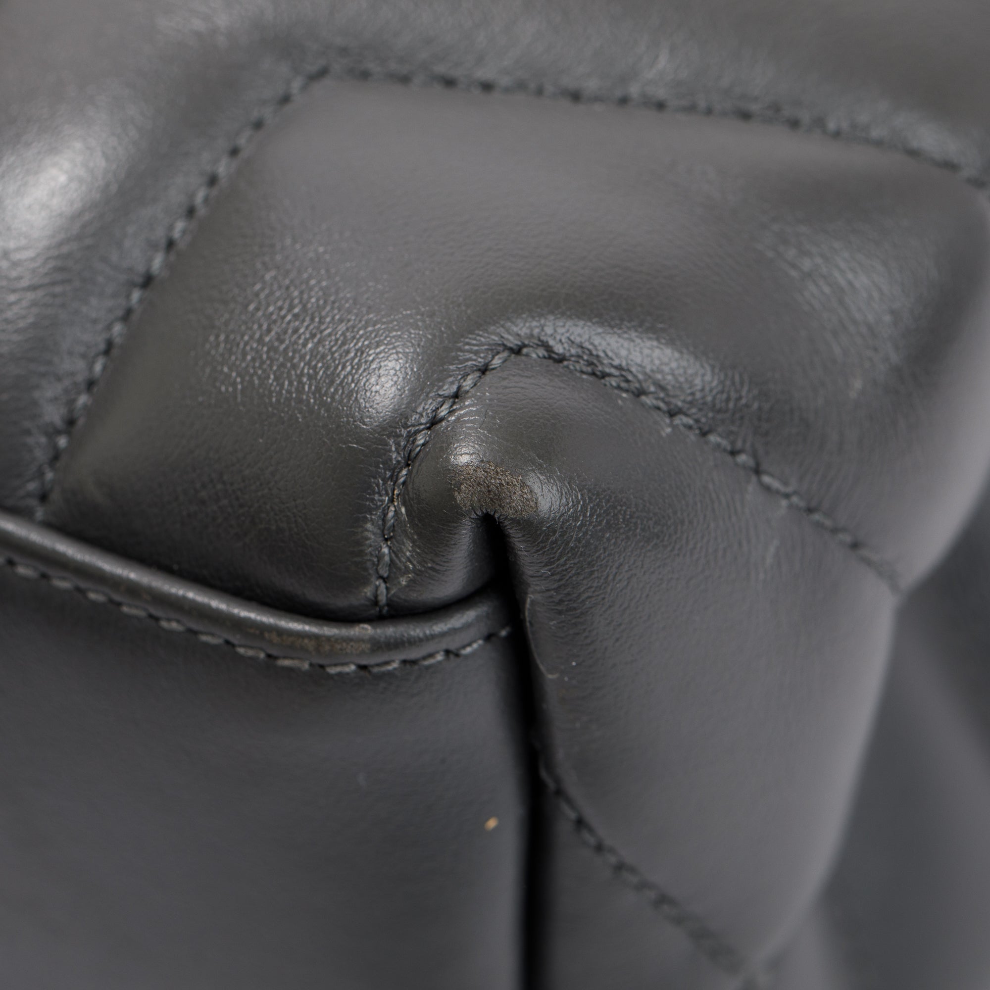 Saint Laurent 2021 Grey Calfskin Leather Medium Loulou Monogram Shoulder Bag w/ Box