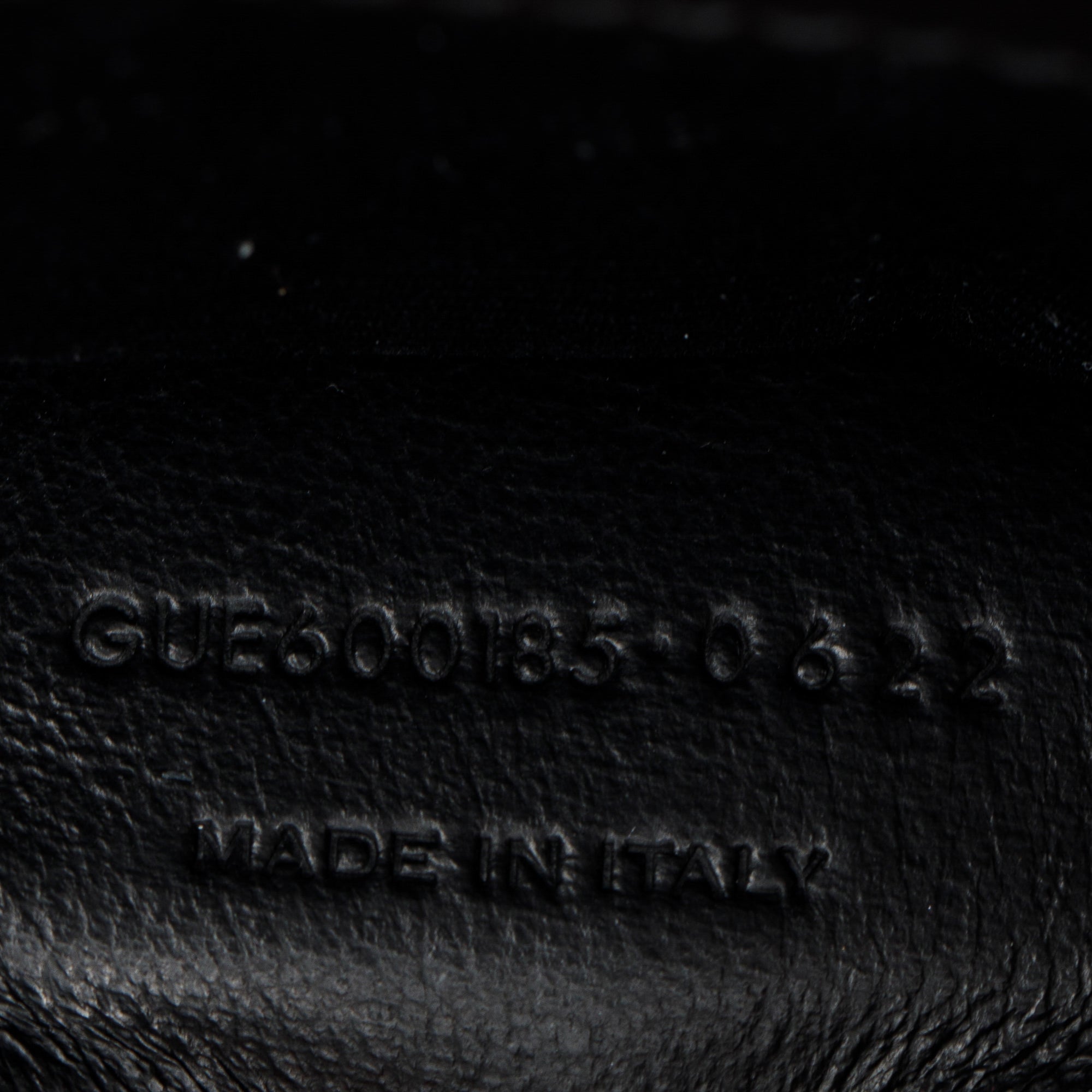 Saint Laurent 2022 Black Grained De Poudre Medium Envelope Shoulder Bag w/ Box & Receipt