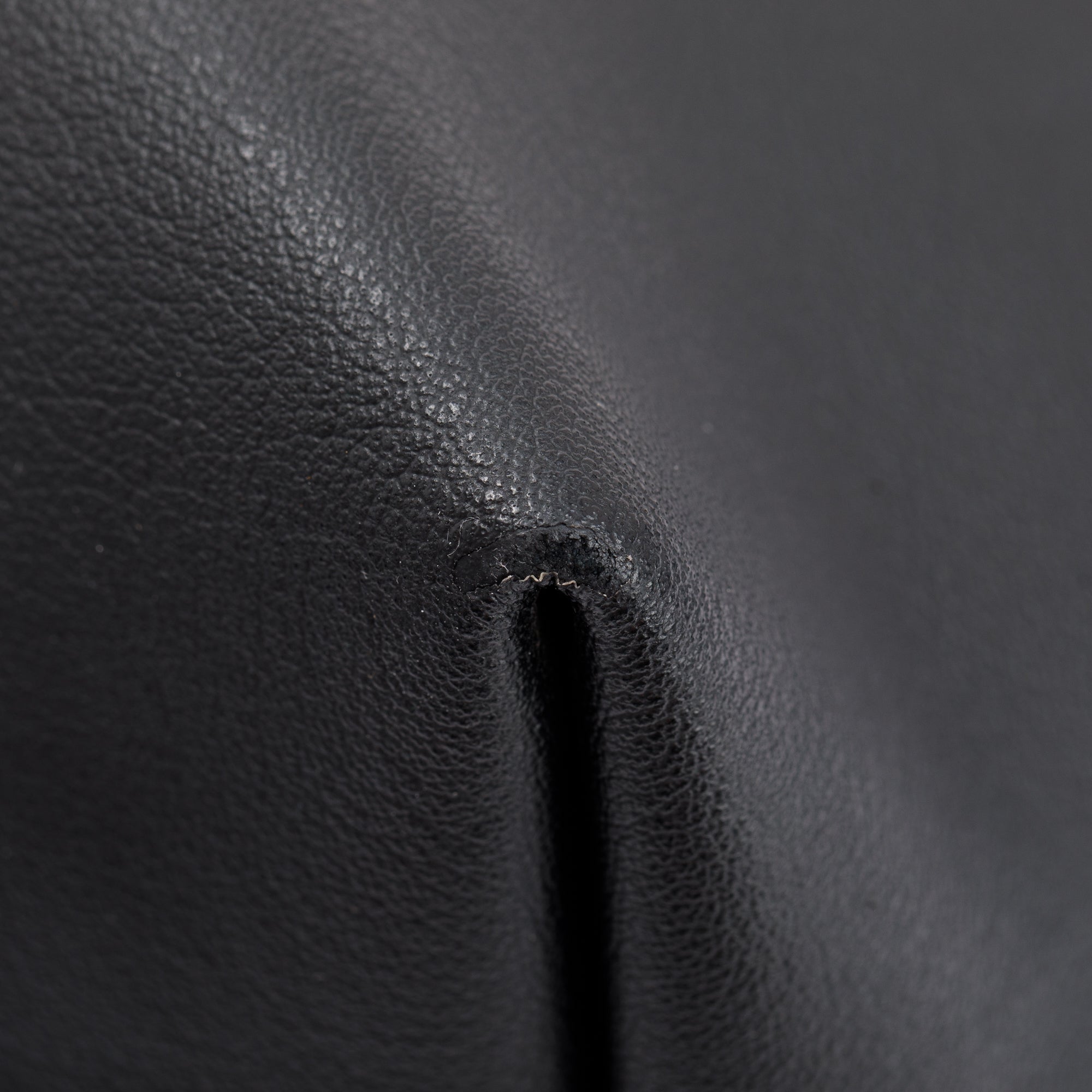 Saint Laurent E/W Shopping Tote w/ Pouch