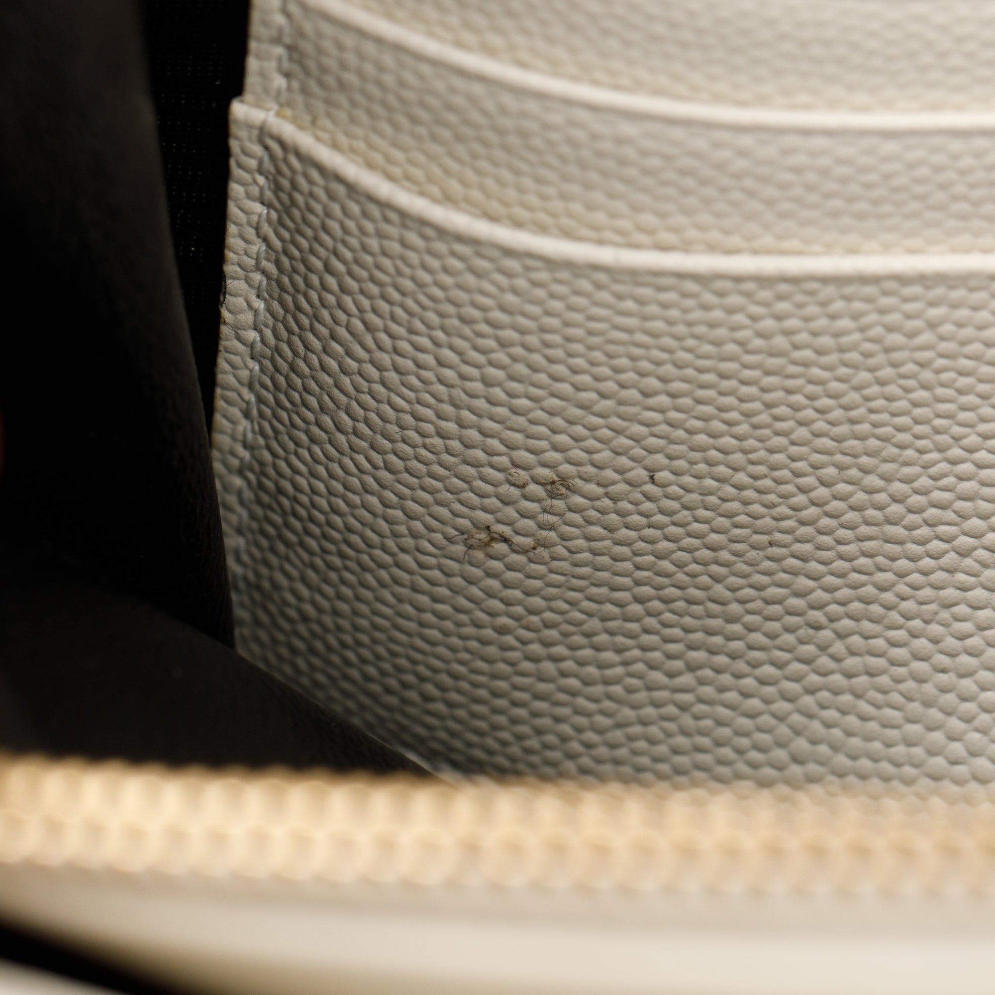 Saint Laurent White Grained de Poudre Cassandre Matelasse Chain Wallet