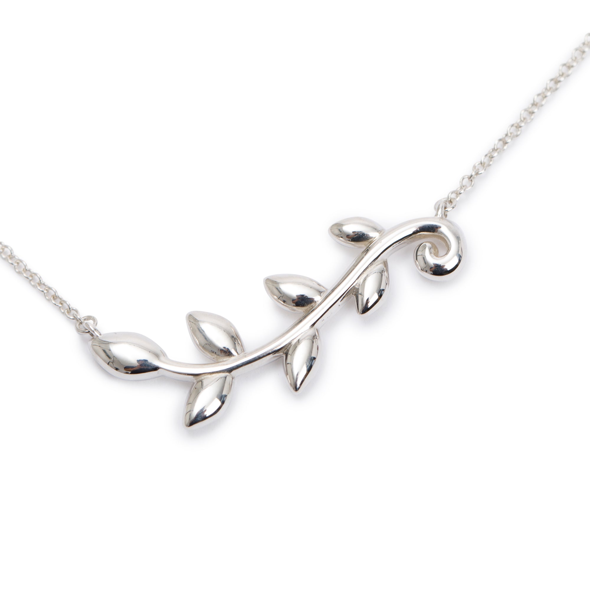 Tiffany & Co. Paloma Picasso Sterling Silver Olive Leaf Vine Pendant Necklace