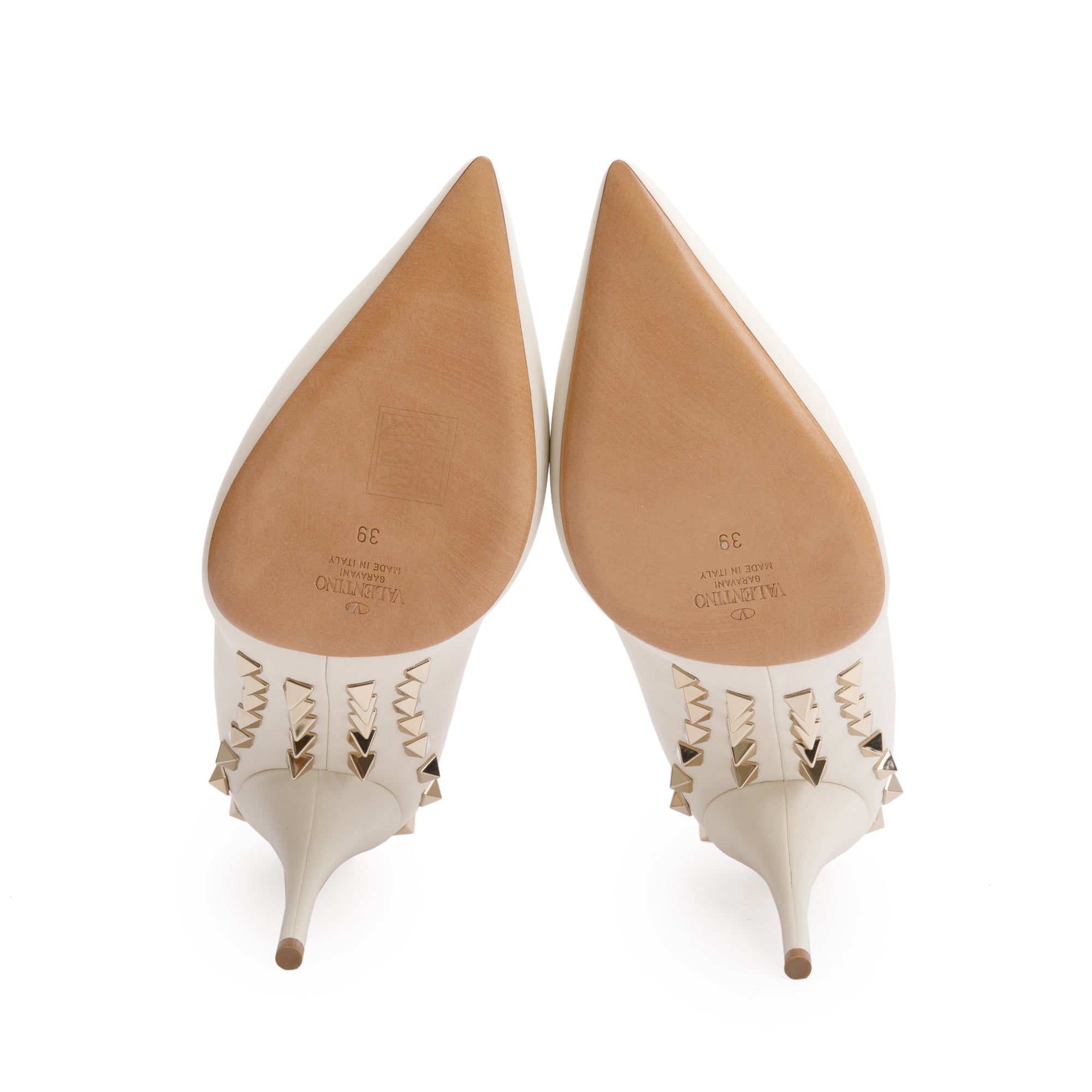 Valentino White Calf Leather Rockstud Embellished Soles Pump, Size 39 w/ Box