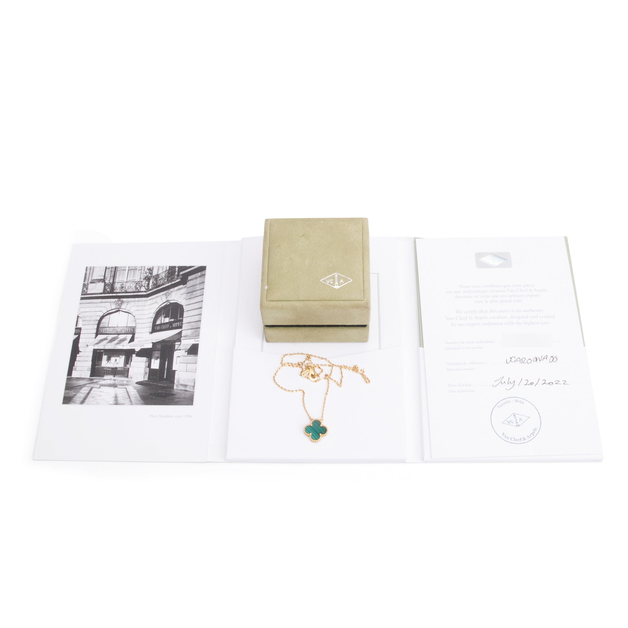 Van Cleef & Arpels 18k Yellow Gold Vintage Alhambra Malachite Pendant Necklace w/ Box & Certificate