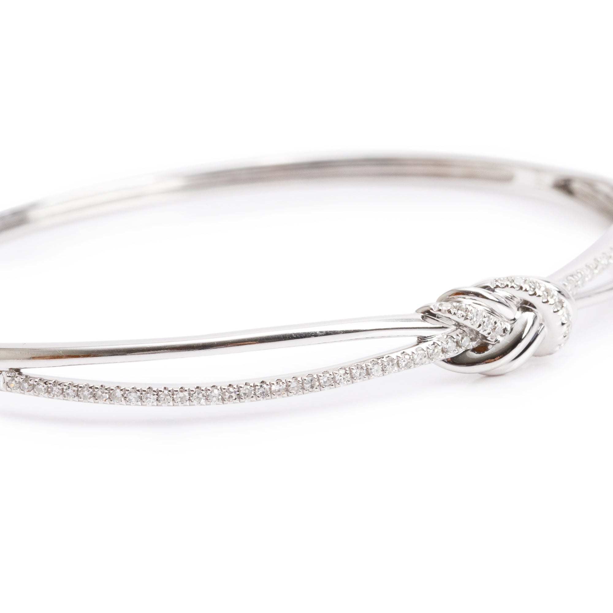 Vera Wang 14k White Gold Diamond Love Knot Bangle Bracelet w/ Box
