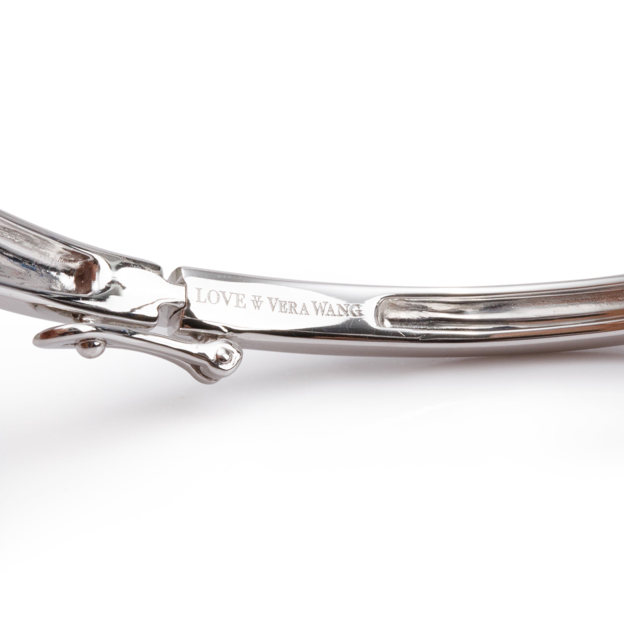 Vera Wang 14k White Gold Diamond Love Knot Bangle Bracelet w/ Box