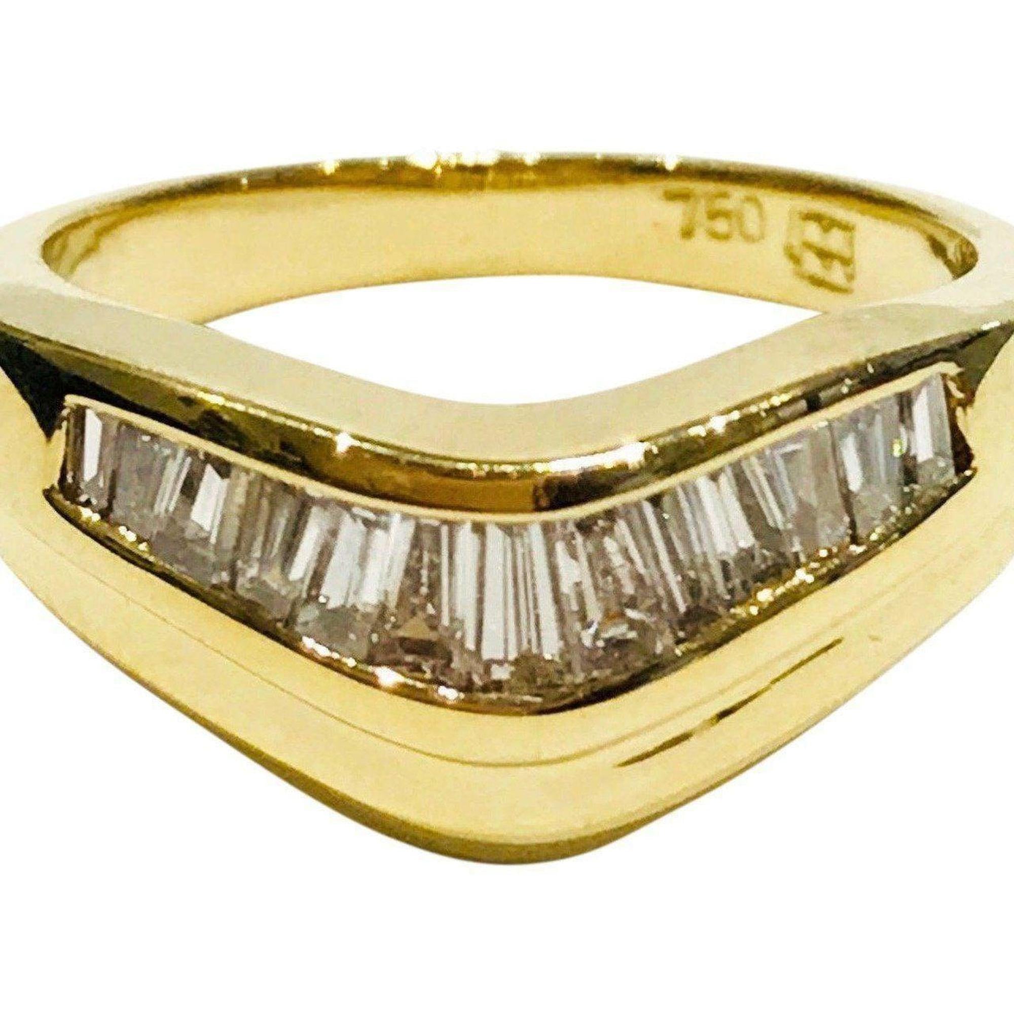 18 Karat Yellow Gold Diamond Ring
