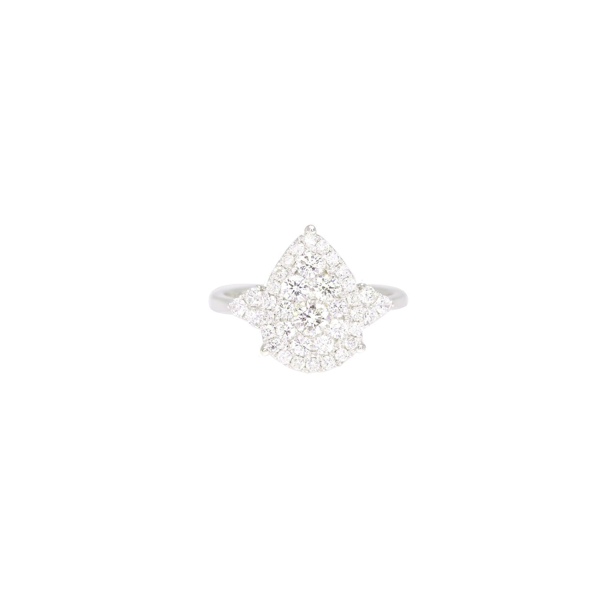 18 White Gold Diamond Cluster Ring